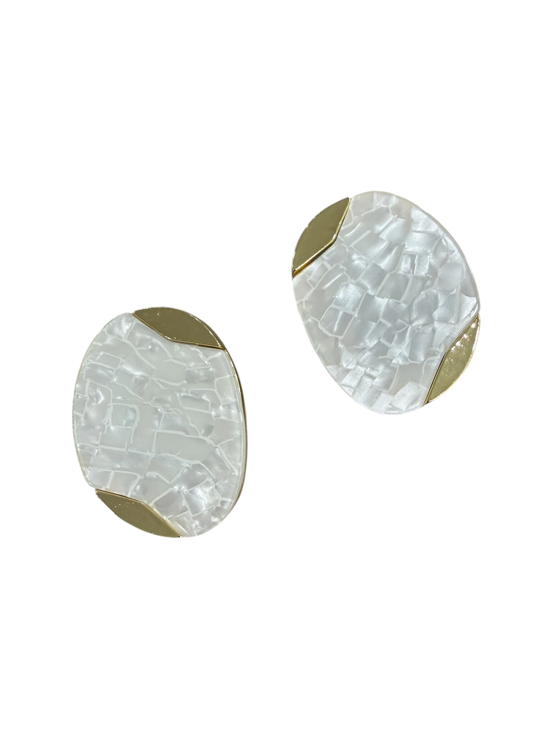 Gold Beyaz Sedef  Görünümlü İri Küpe