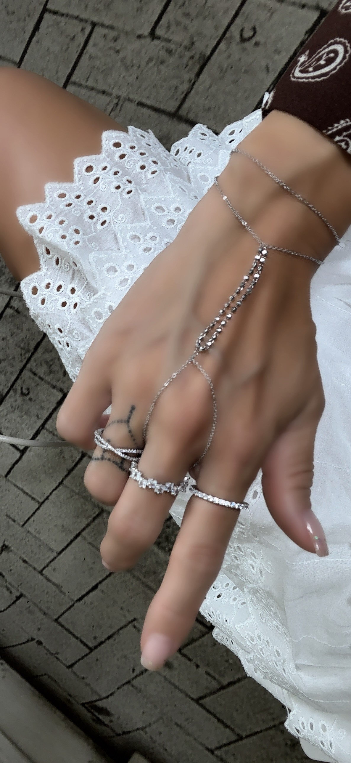 Silver Zirkon Taşlı Tam Tur Yüzük 