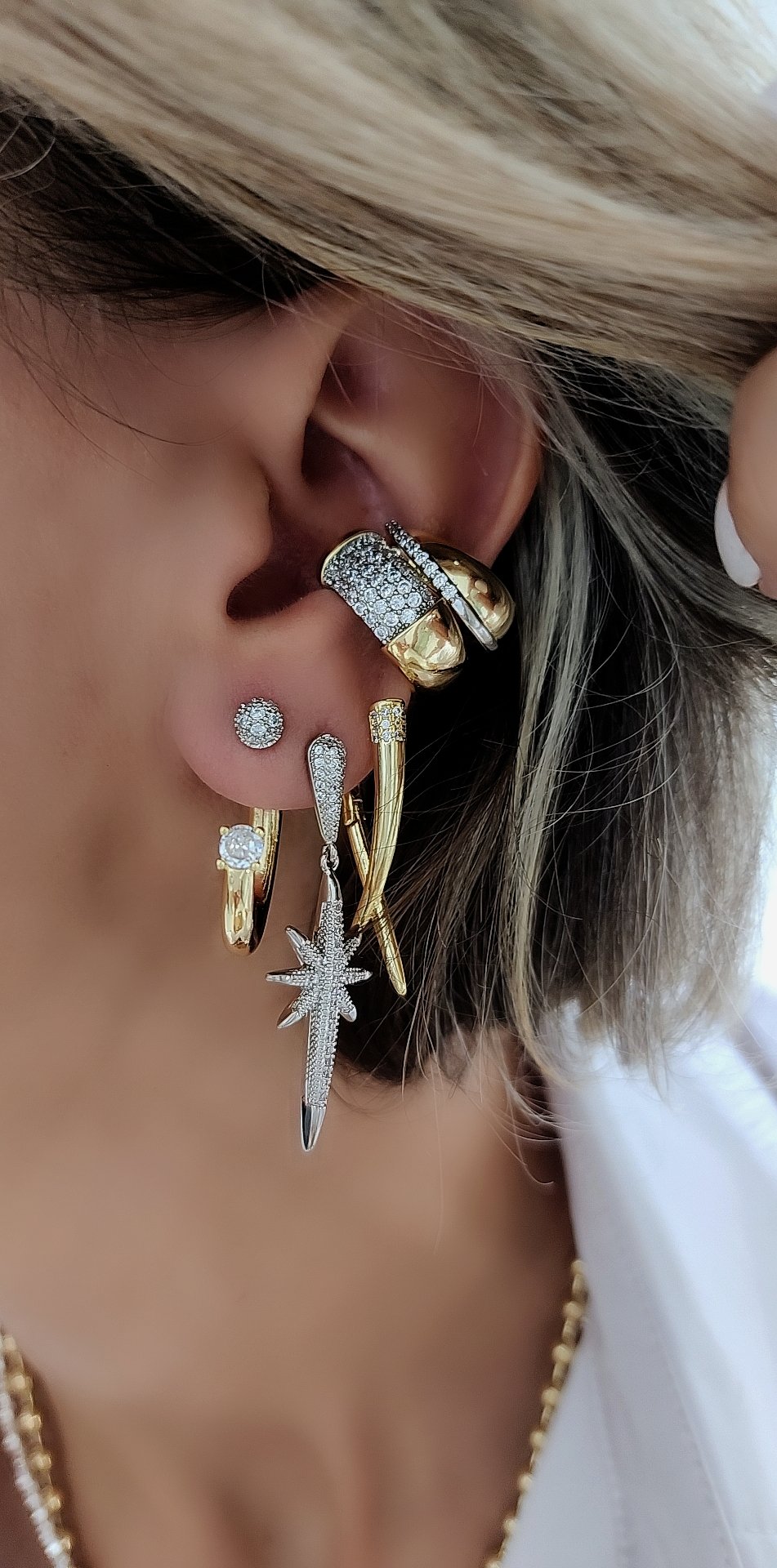 Gold Silver Geçişli Point Tasarım Küpe