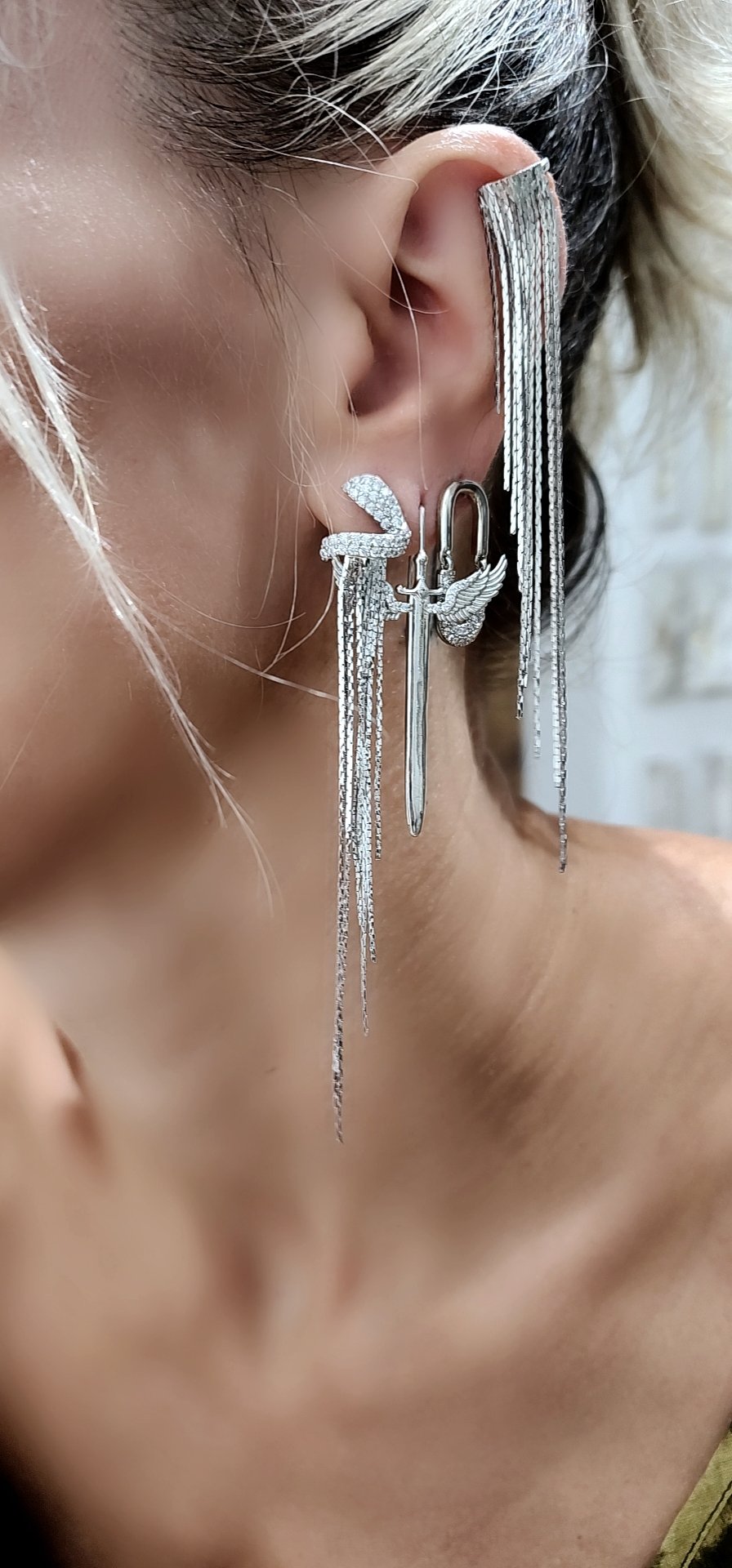 Silver Zirkon Taşlı İtalyan İniş Küpe 