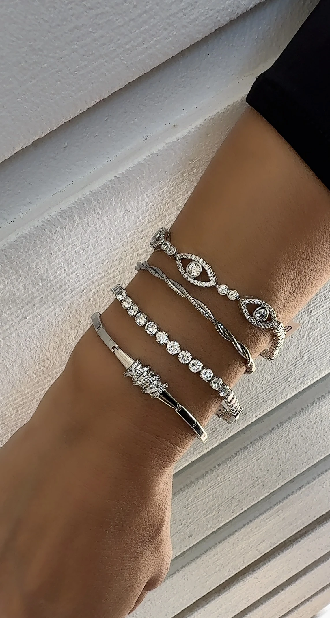 Silver Premium Seri Plaka Zirkon Taş Geçişli Bileklik 