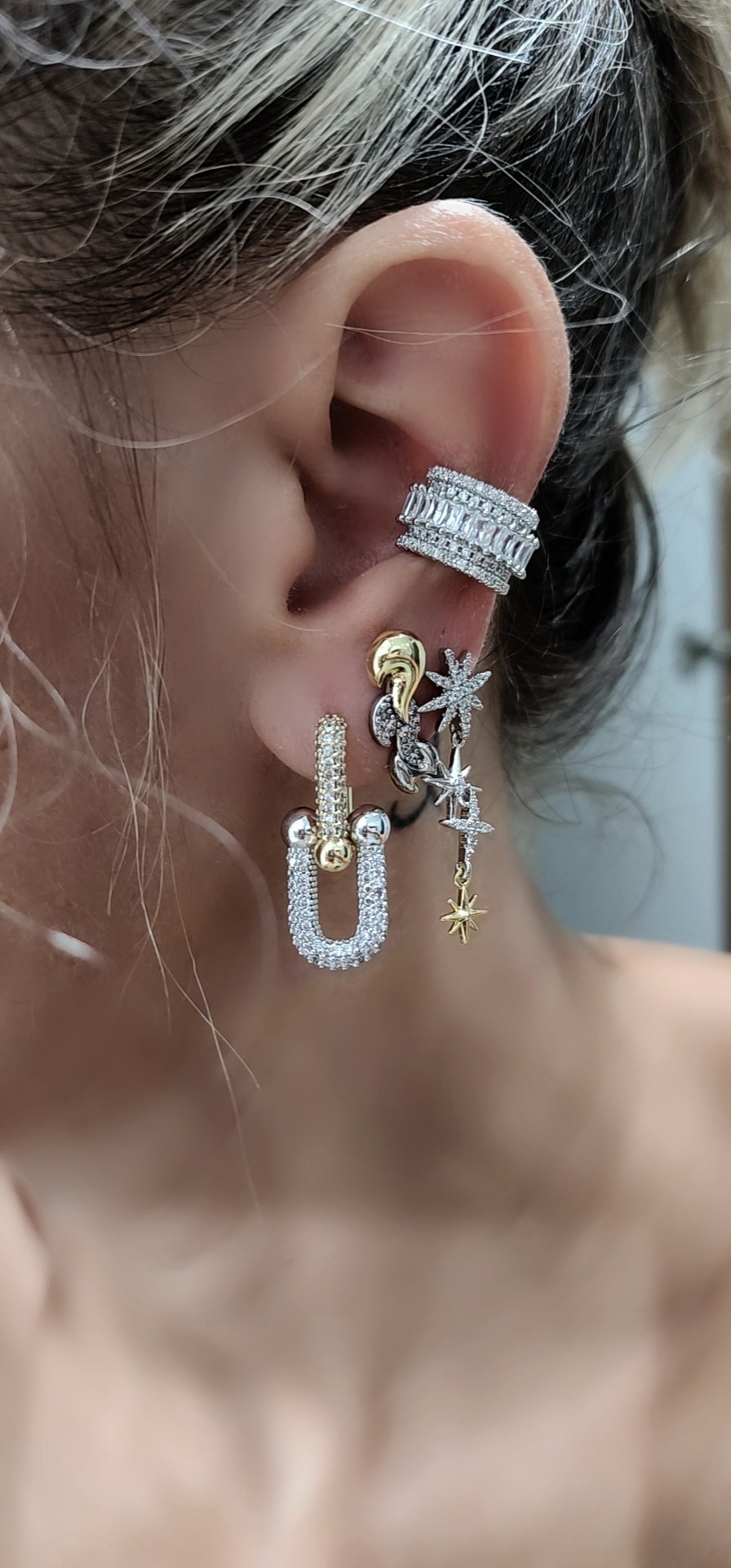 Silver Baget Taşlı Sıkıştırmalı Kıkırdak Küpe