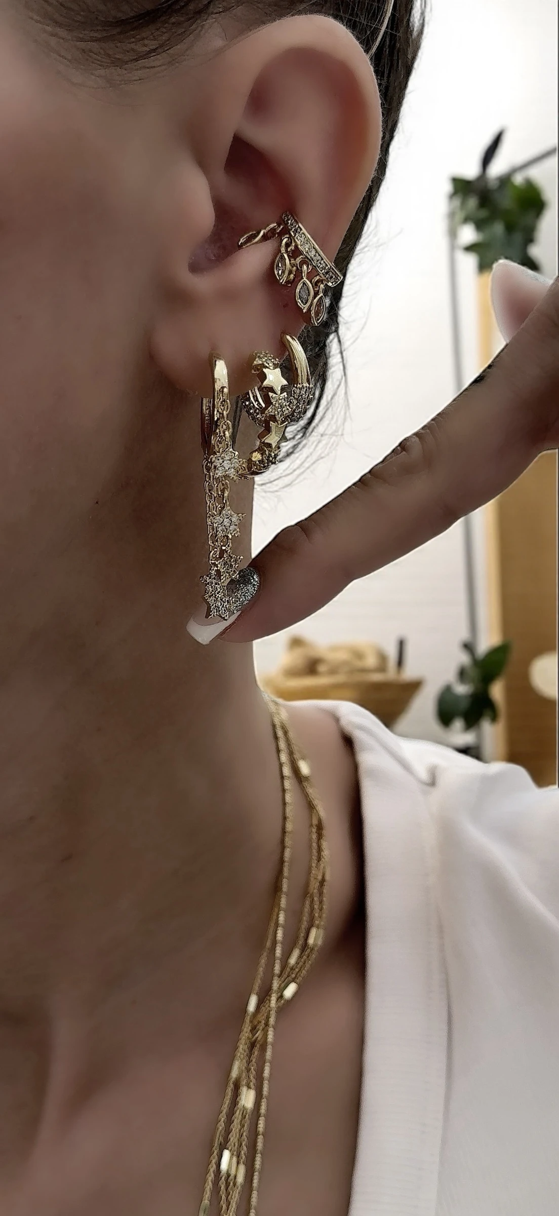 Gold Yıldız Detay Set Küpe 