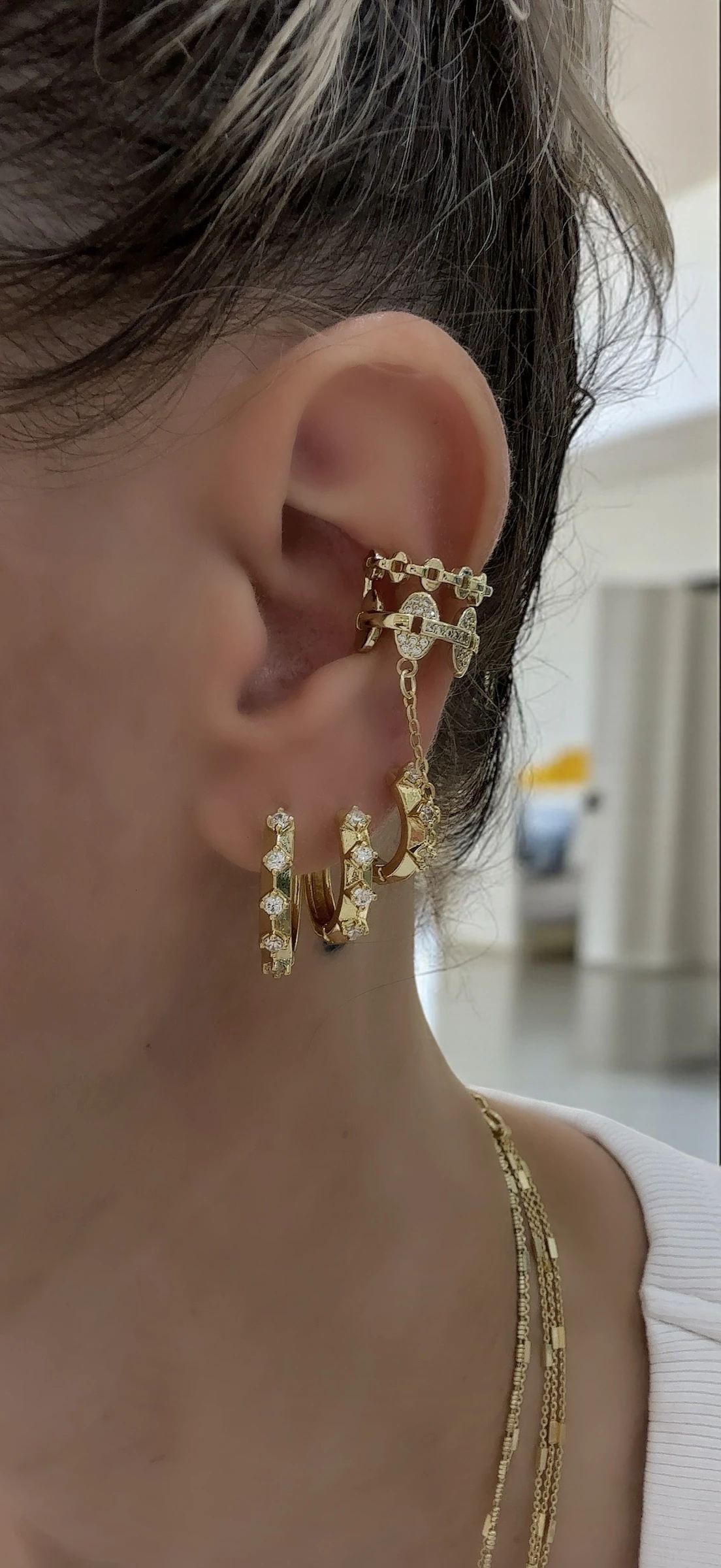 Gold Taşlı Halka Set Küpe