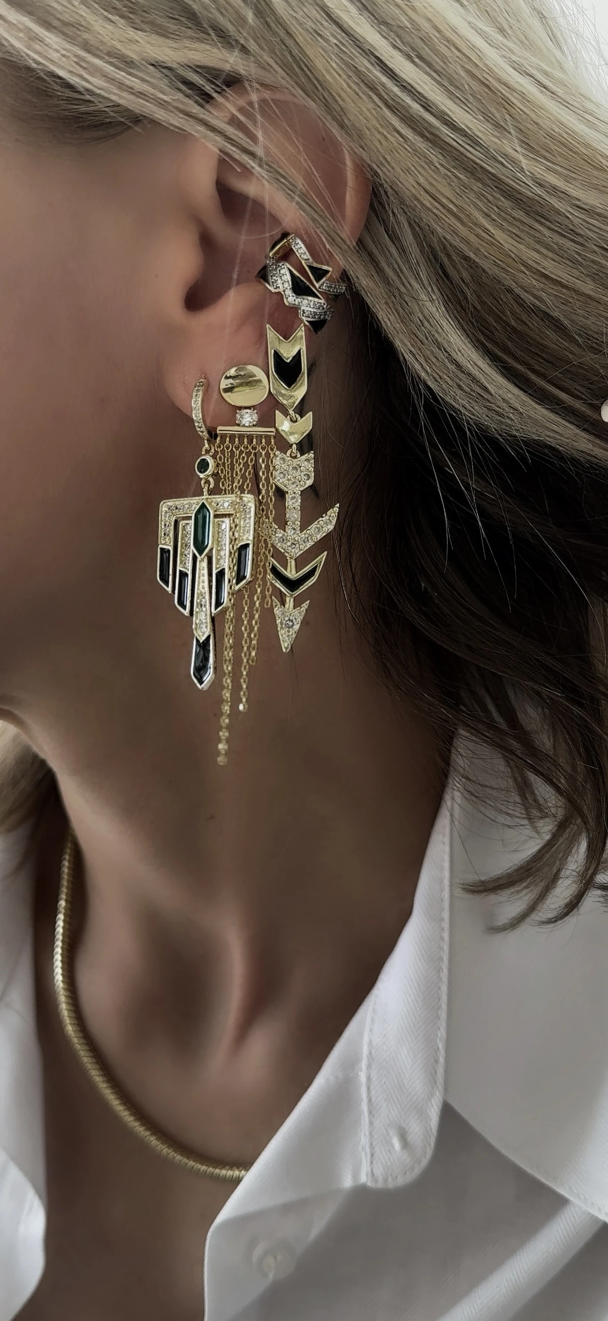 Gold Yeşil Siyah Mine Geçişli Küpe 