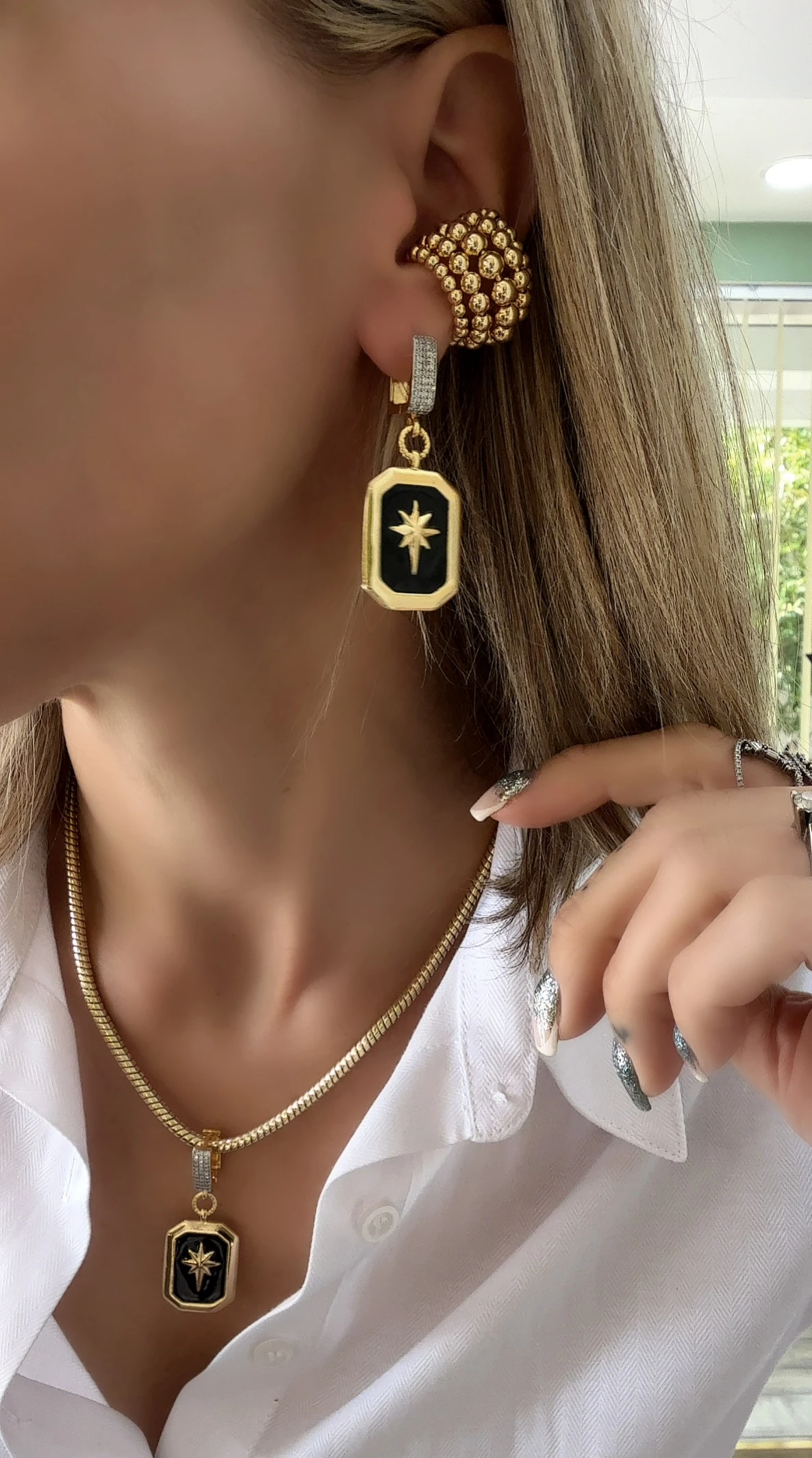 Gold Siyah Mineli Plaka Kutup Yıldızı Küpe