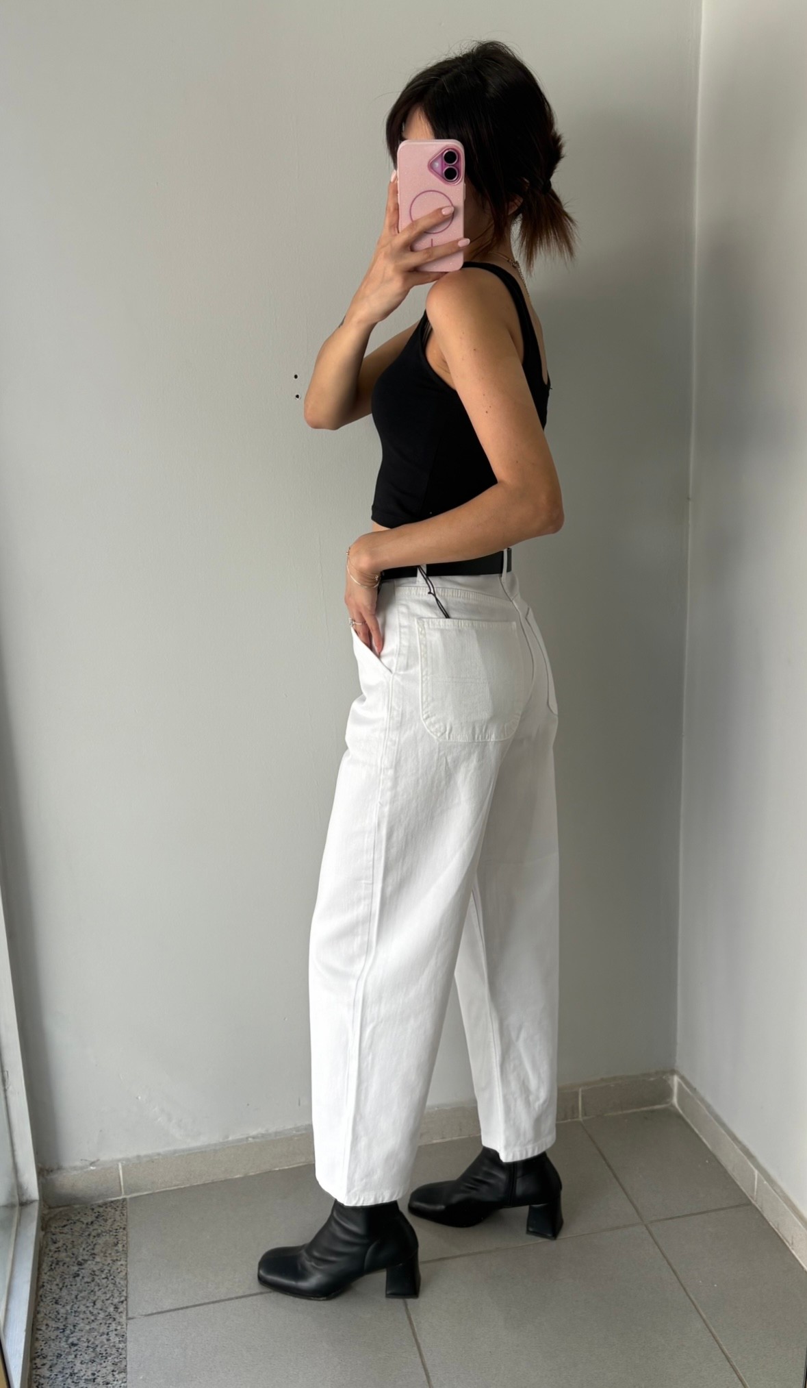 BEYAZ SKATER JEAN