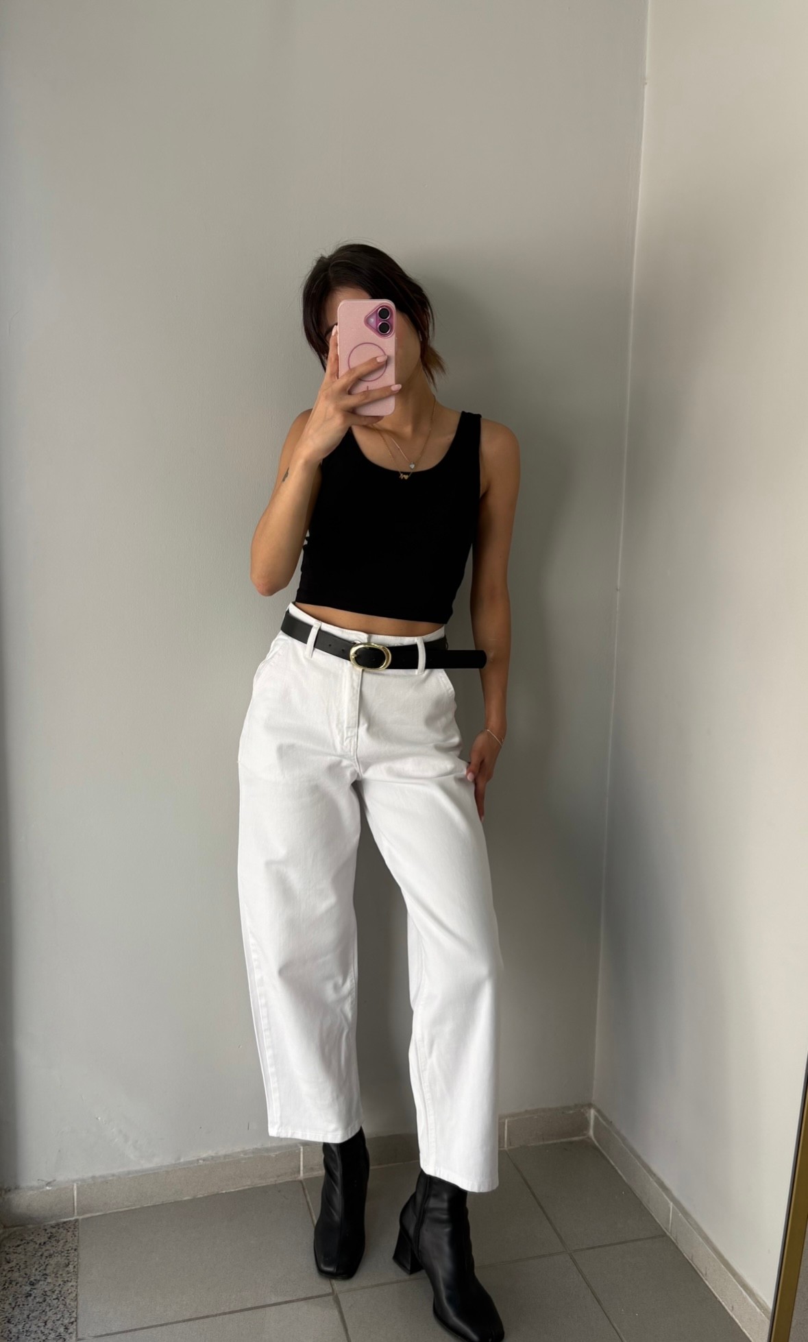 BEYAZ SKATER JEAN