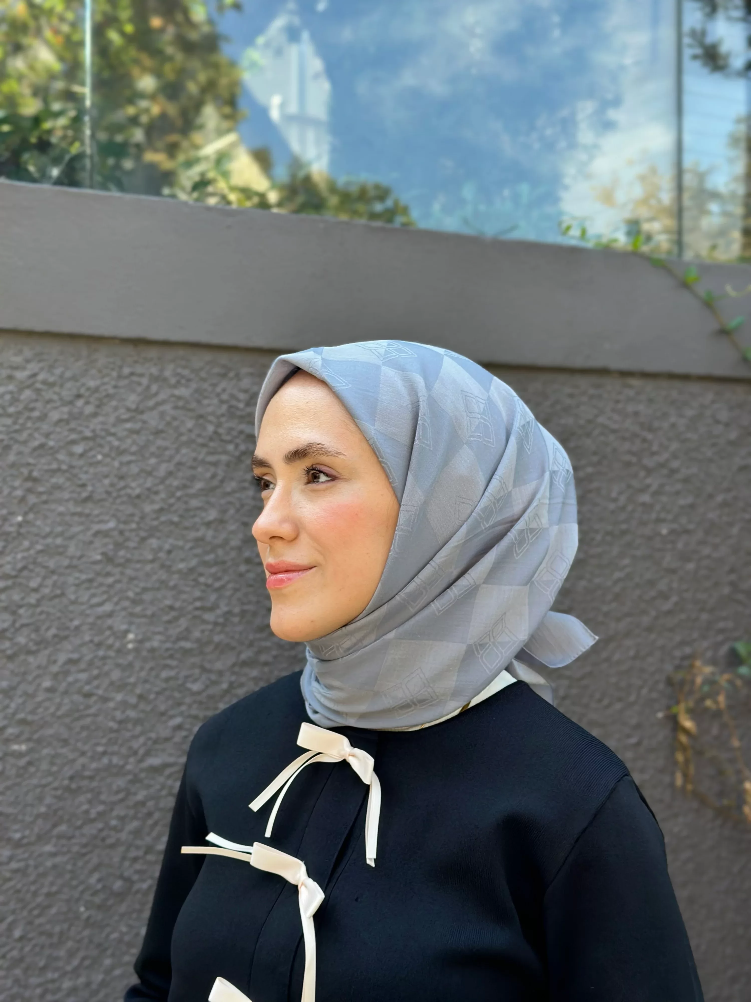 EMPROYAL KENDİNDEN DESENLİ EŞARP