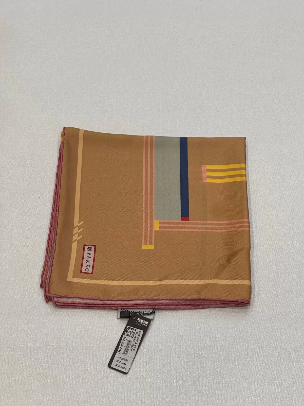 VAKKO DESENLİ TİVİL İPEK EŞARP