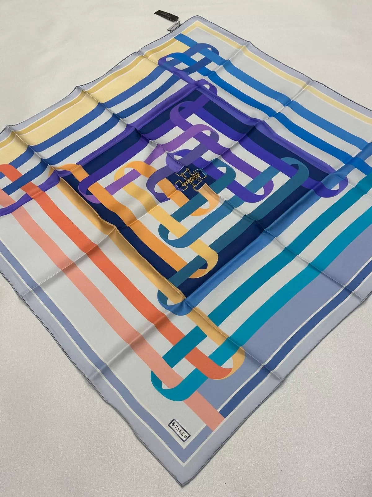 VAKKO DESENLİ TİVİL İPEK EŞARP