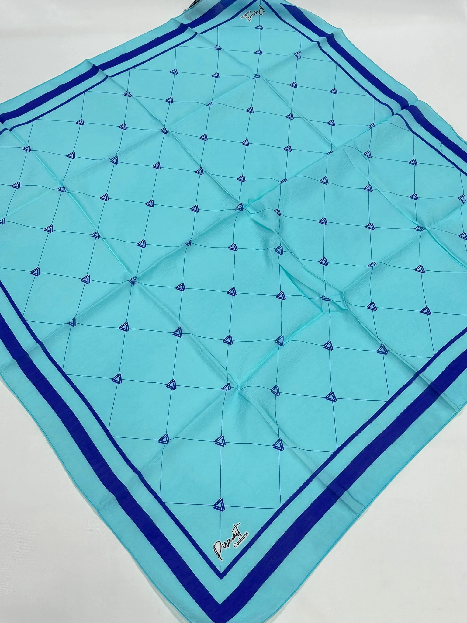 PİRAMİT VİSCON EŞARP