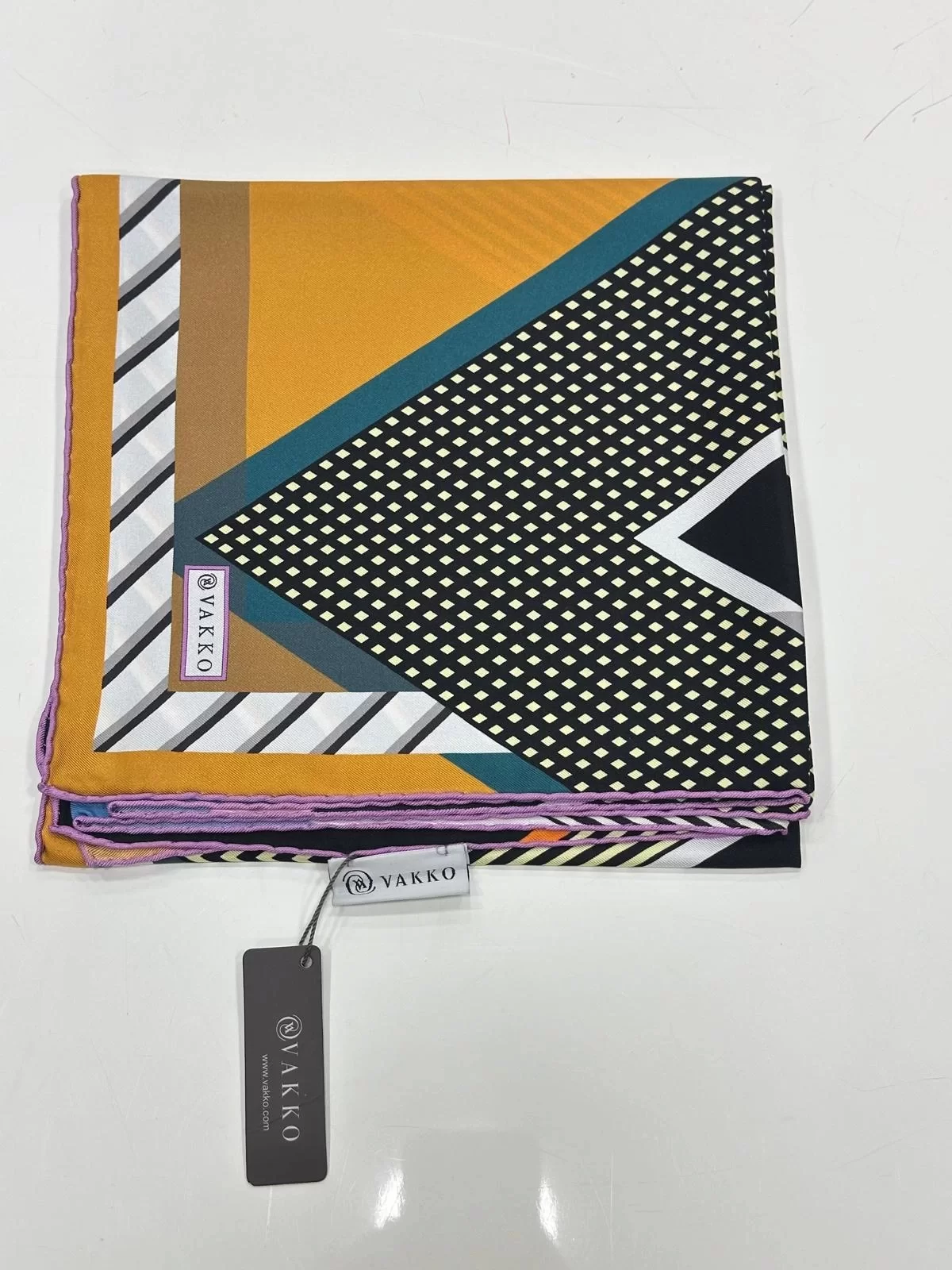 VAKKO DESENLİ TİVİL İPEK EŞARP