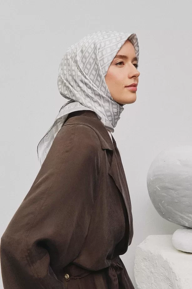 ARMİNE İPEK EŞARP