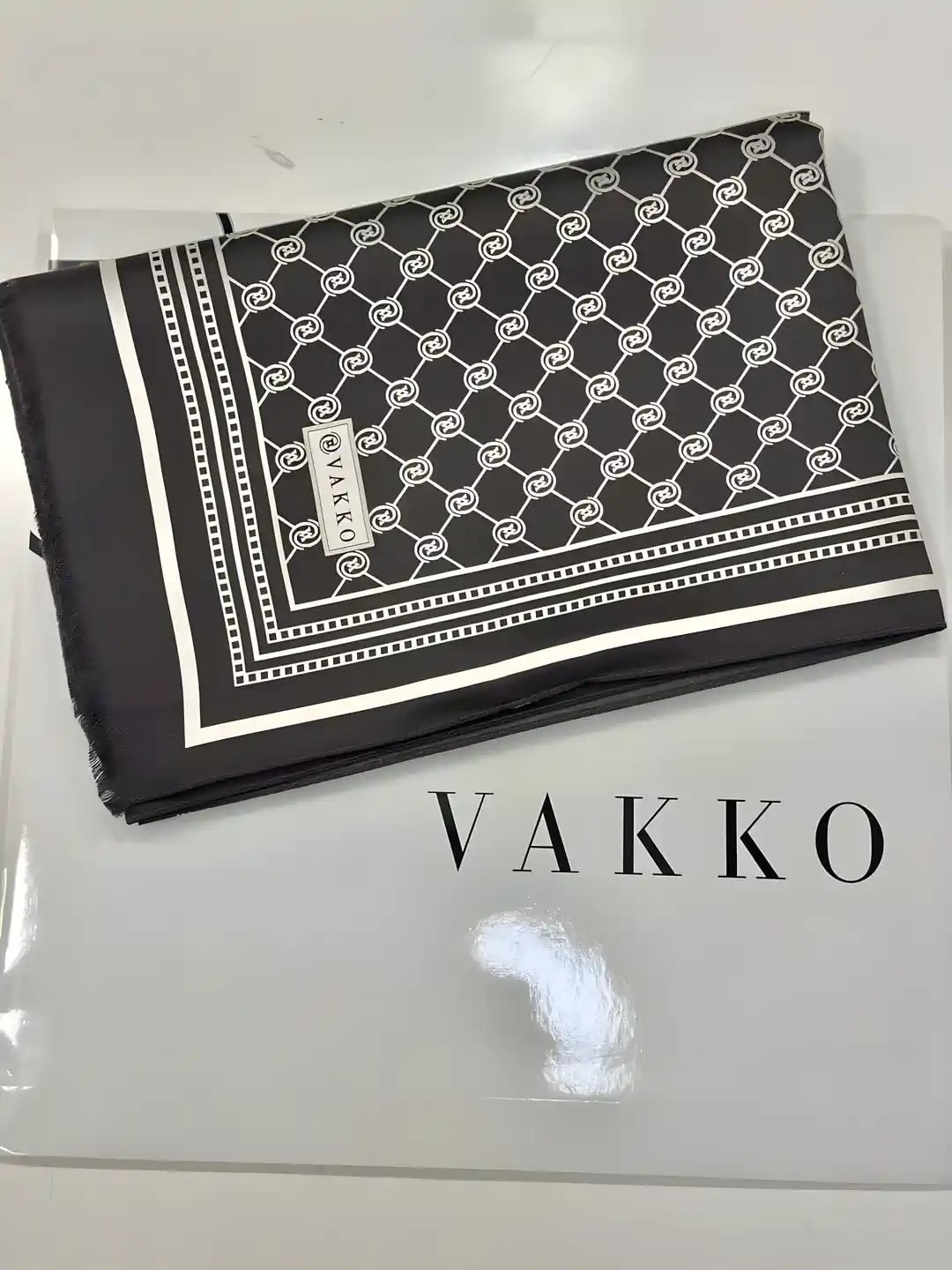 VAKKO MONOGRAM ŞAL