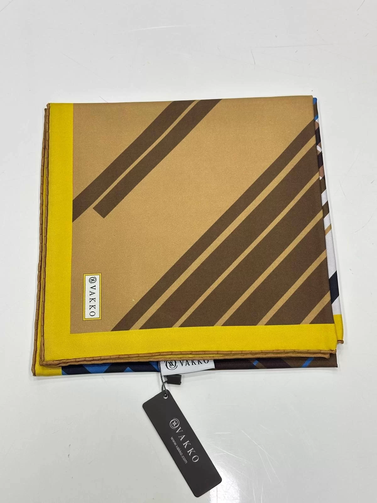 VAKKO DESENLİ TİVİL İPEK EŞARP