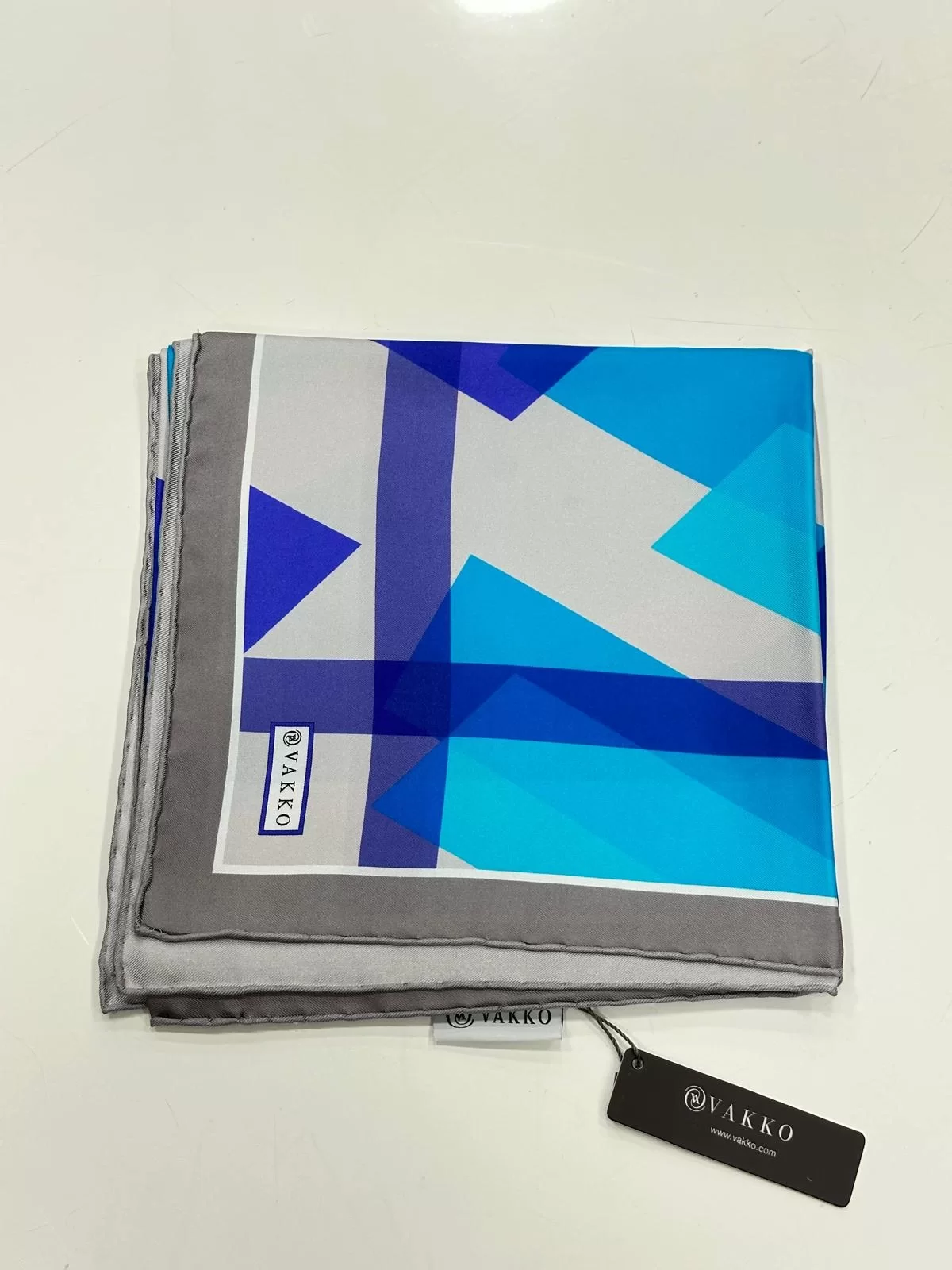 VAKKO DESENLİ TİVİL İPEK EŞARP