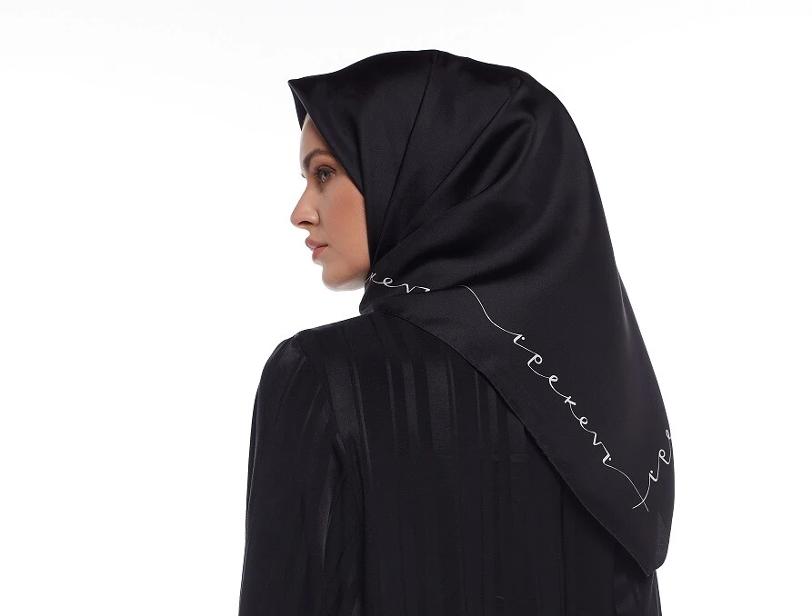 İPEKEVİ DESENLİ EŞARP