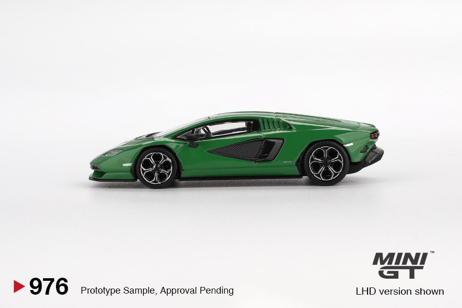 Mini GT Lamborghini Countach LPI 800-4 Verde Medio (Blister Paket)