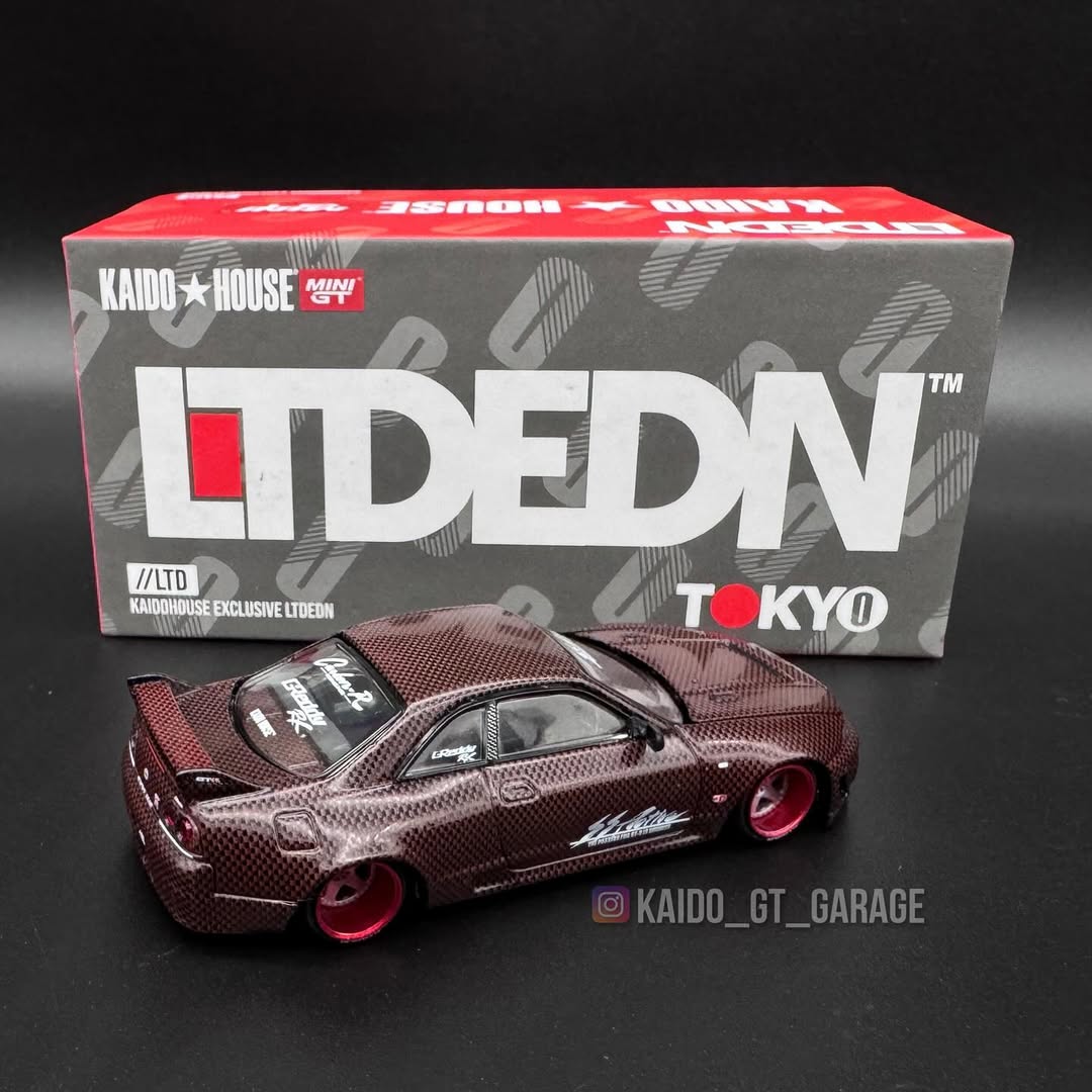 Mini GT KaidoHouse Nissan Skyline GT-R (R33) Active Carbon R V2 TAS 2025 Exclusive