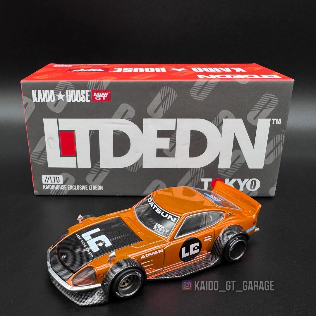 Mini GT KaidoHouse Nissan Fairlady Z Kaido GT 'ORANGE BANG' Larry Chen TAS 2025 Exclusive