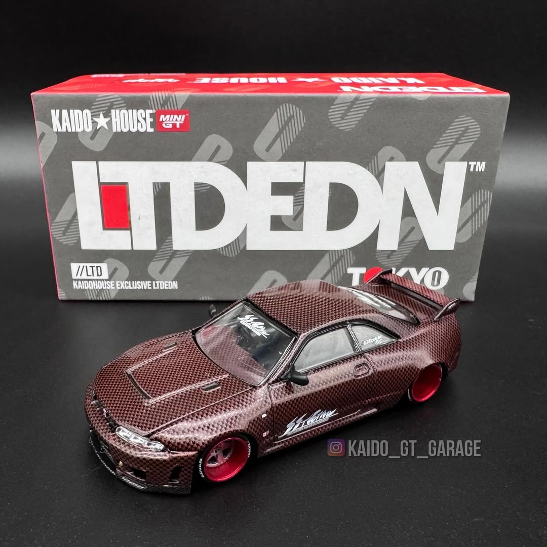 Mini GT KaidoHouse Nissan Skyline GT-R (R33) Active Carbon R V2 TAS 2025 Exclusive
