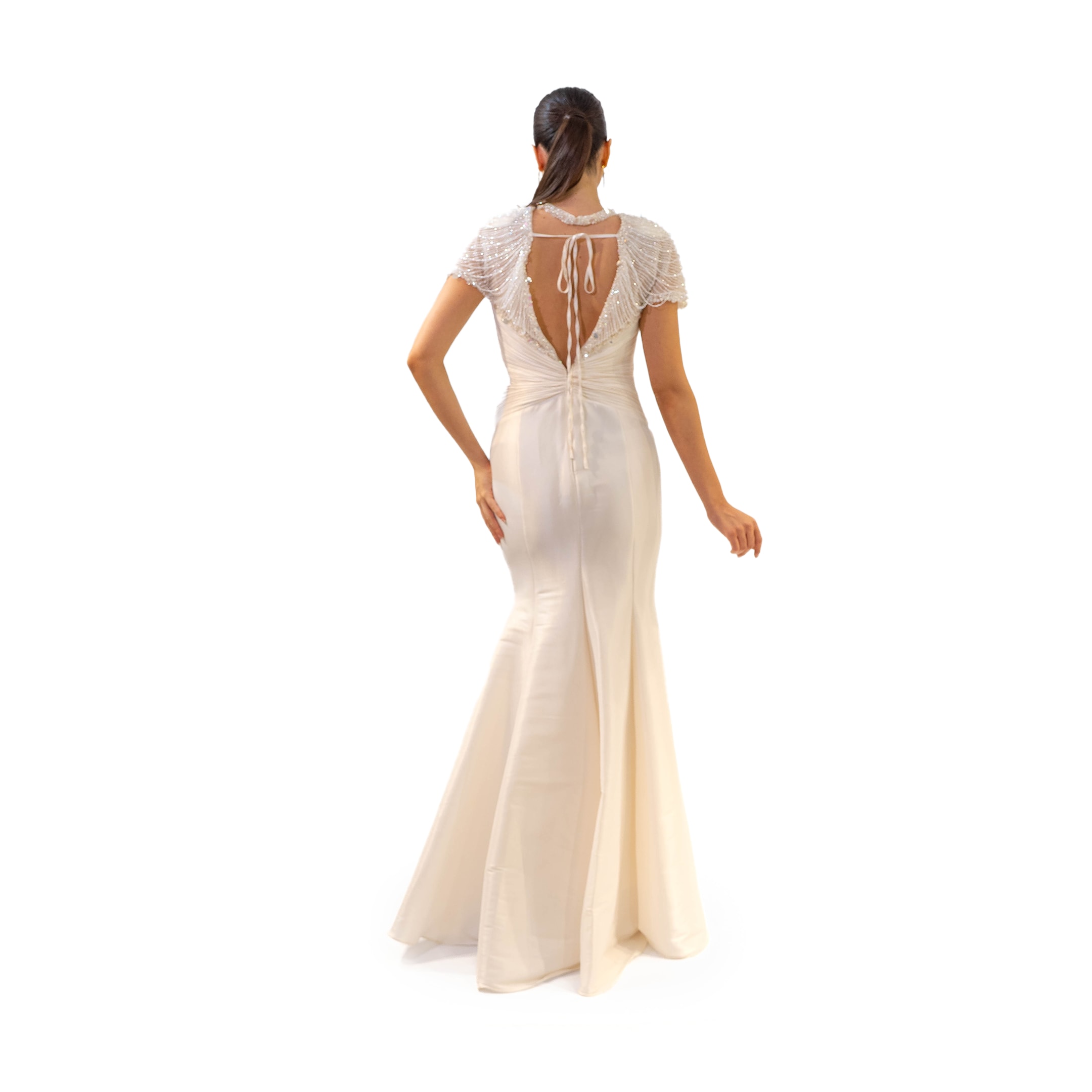 Kuğu Omuz Boncuk Detaylı Likralı Tafta Balık Ekru Elbise