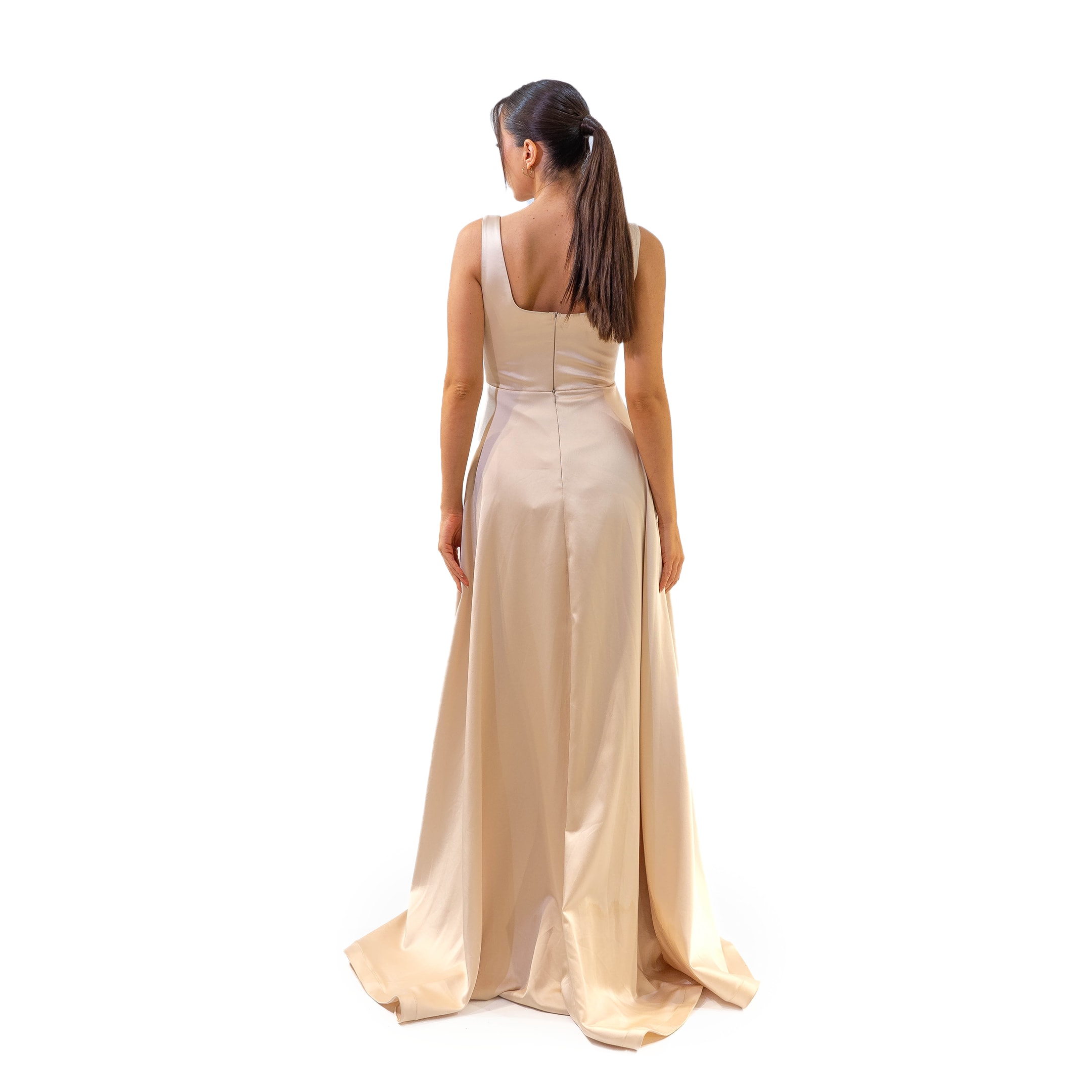 Duru Kare Yaka Saten Kuyruklu Uzun Şeftali Elbise