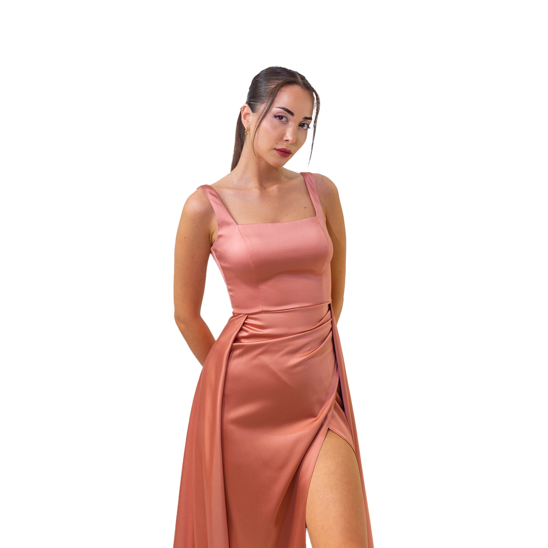 Duru Kare Yaka Saten Kuyruklu Uzun Şeftali Elbise