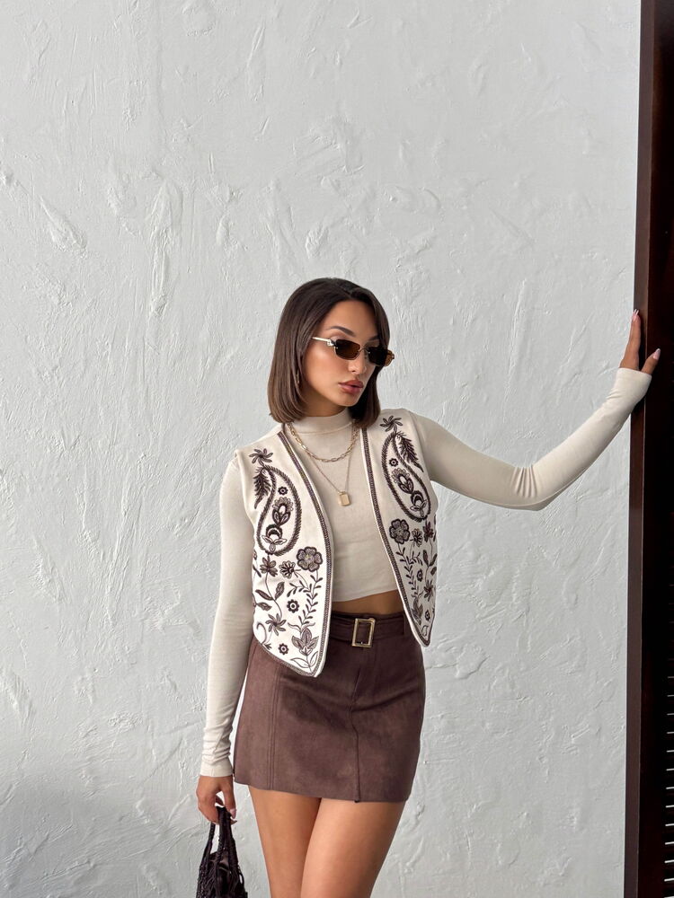 İşlemeli Süet Yelek – Western Tarz Şıklık - Taş