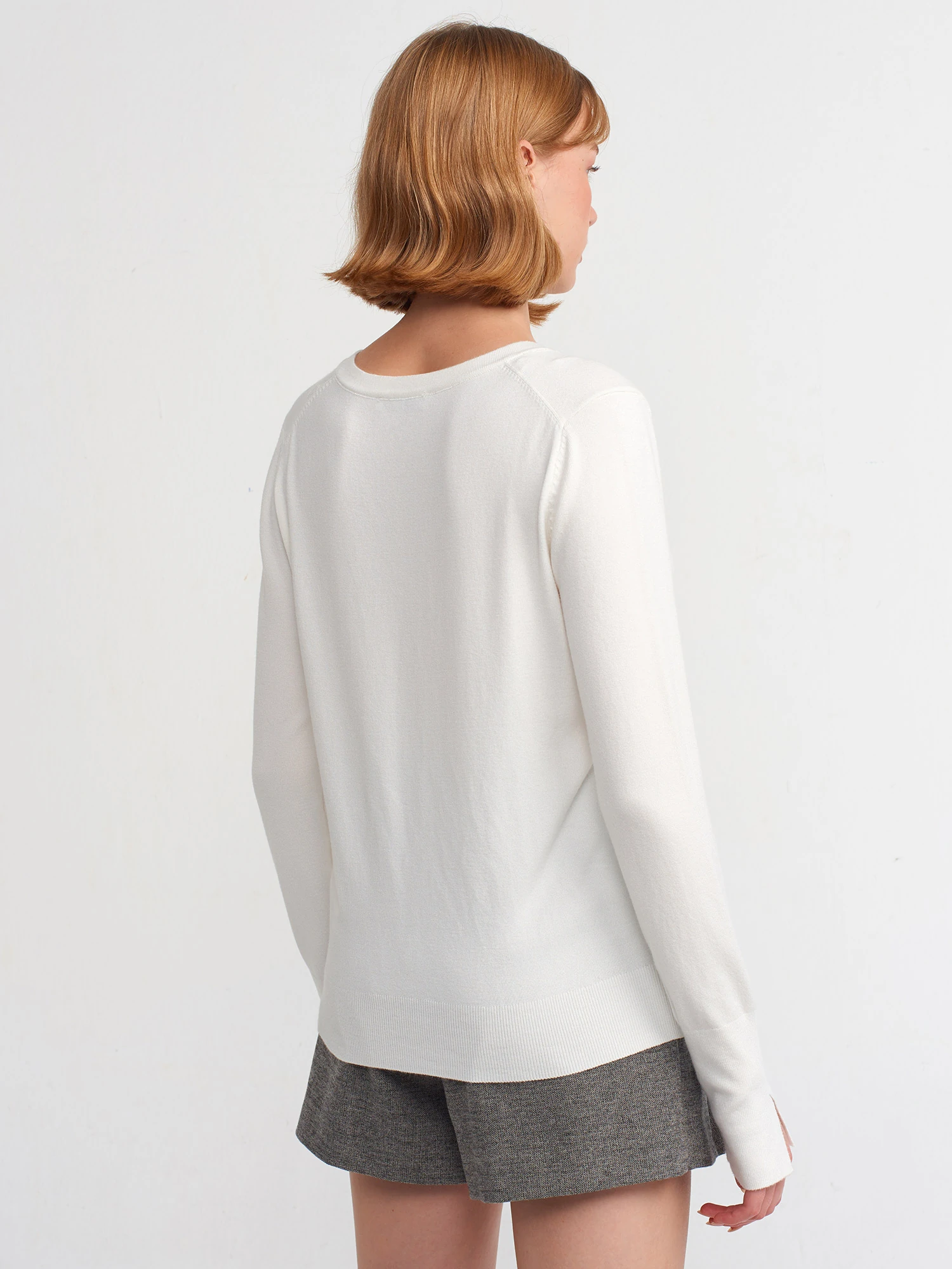 V Yaka Kolu Yırtmaçlı Kazak