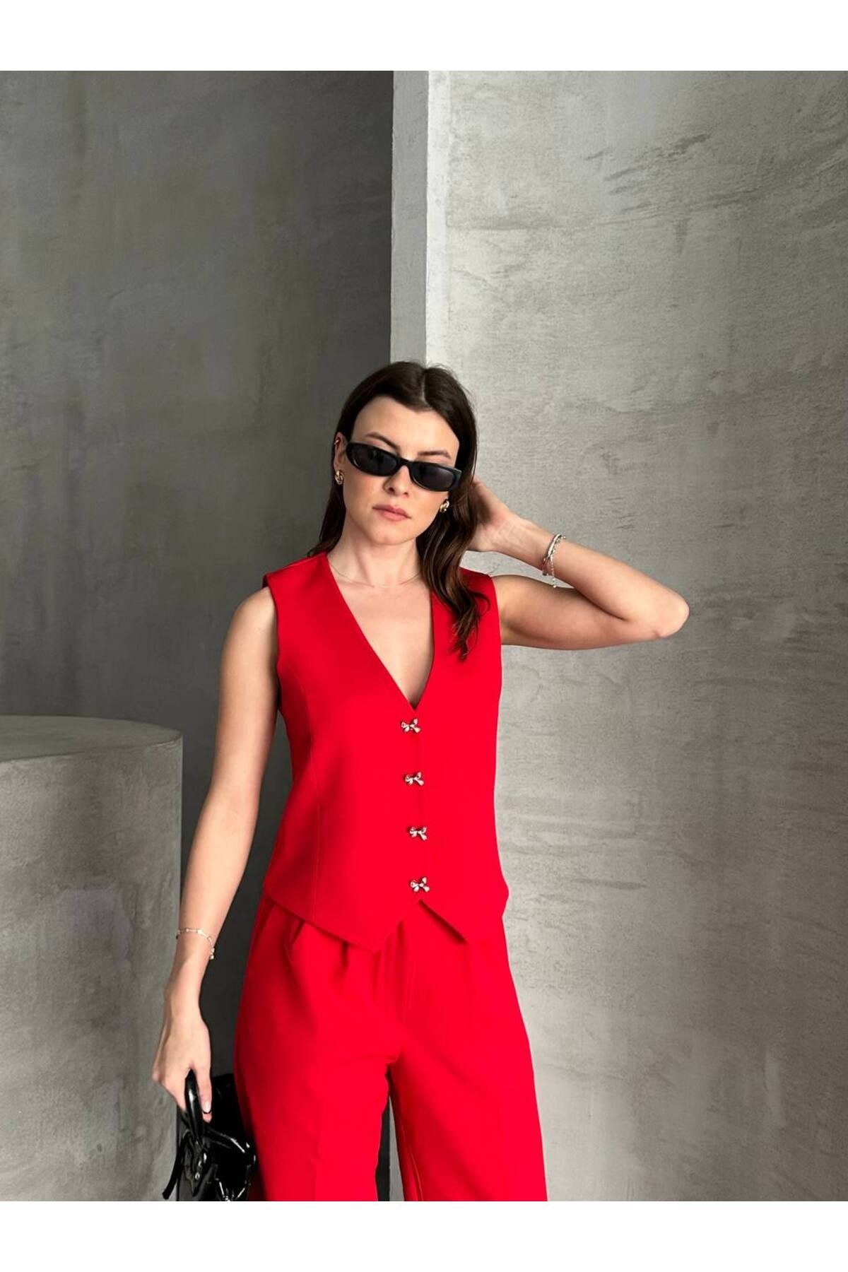 2'li Kadın Kurdele Düğmeli Yelekli Blazer Takım