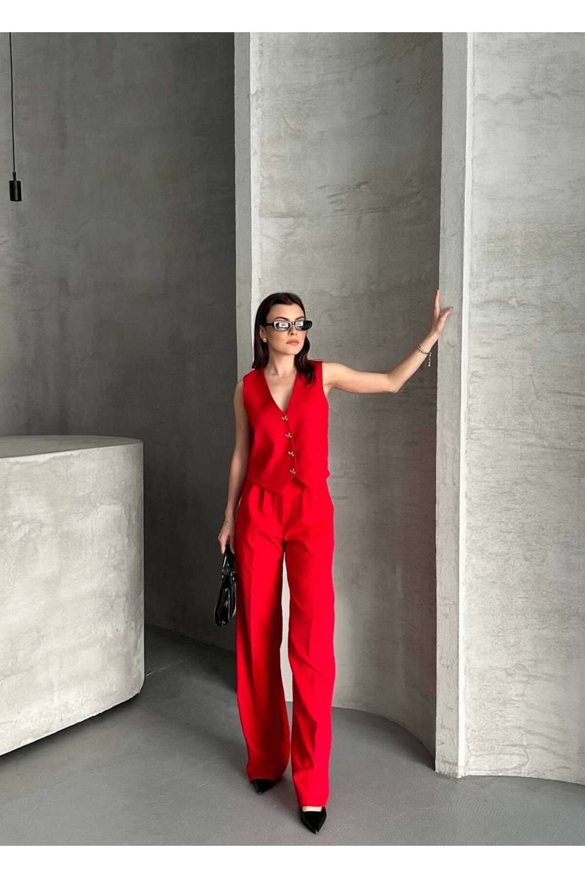 2'li Kadın Kurdele Düğmeli Yelekli Blazer Takım
