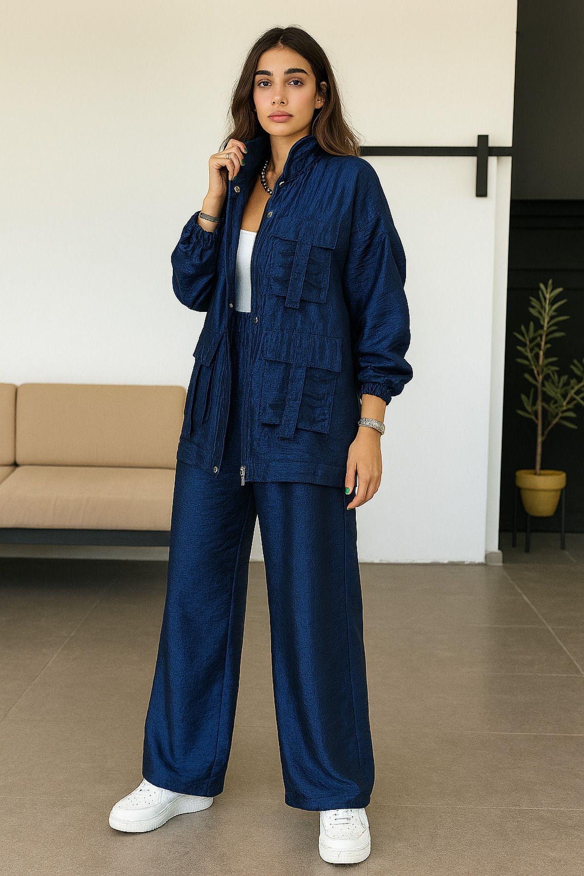 Kadın Lacivert Safari Ceketli Modal Karışımlı Parlak Blazer Takım