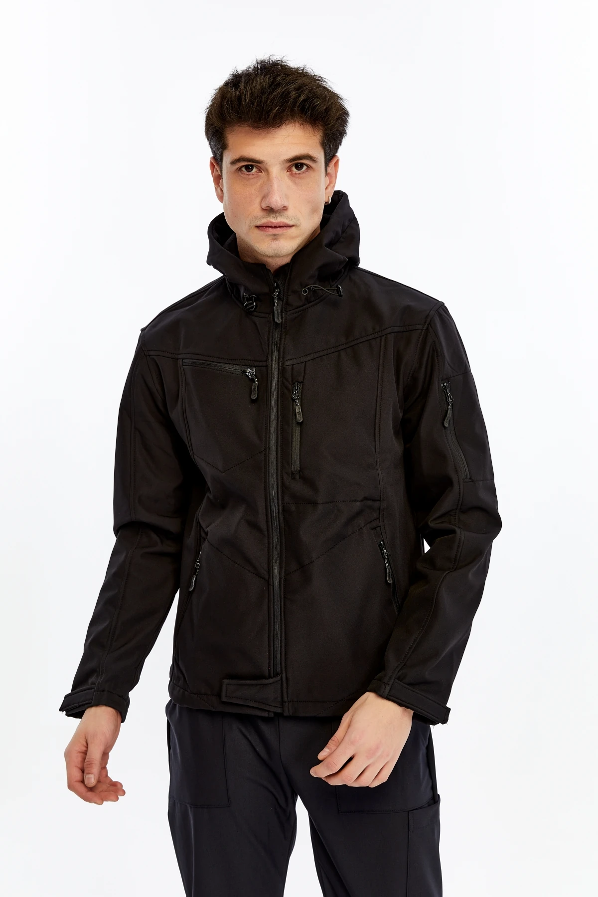 Uniprom Softshell Mont Kapşonlu Erkek Su Ve Rüzgar Geçirmez Mont Siyah 5 Cepli