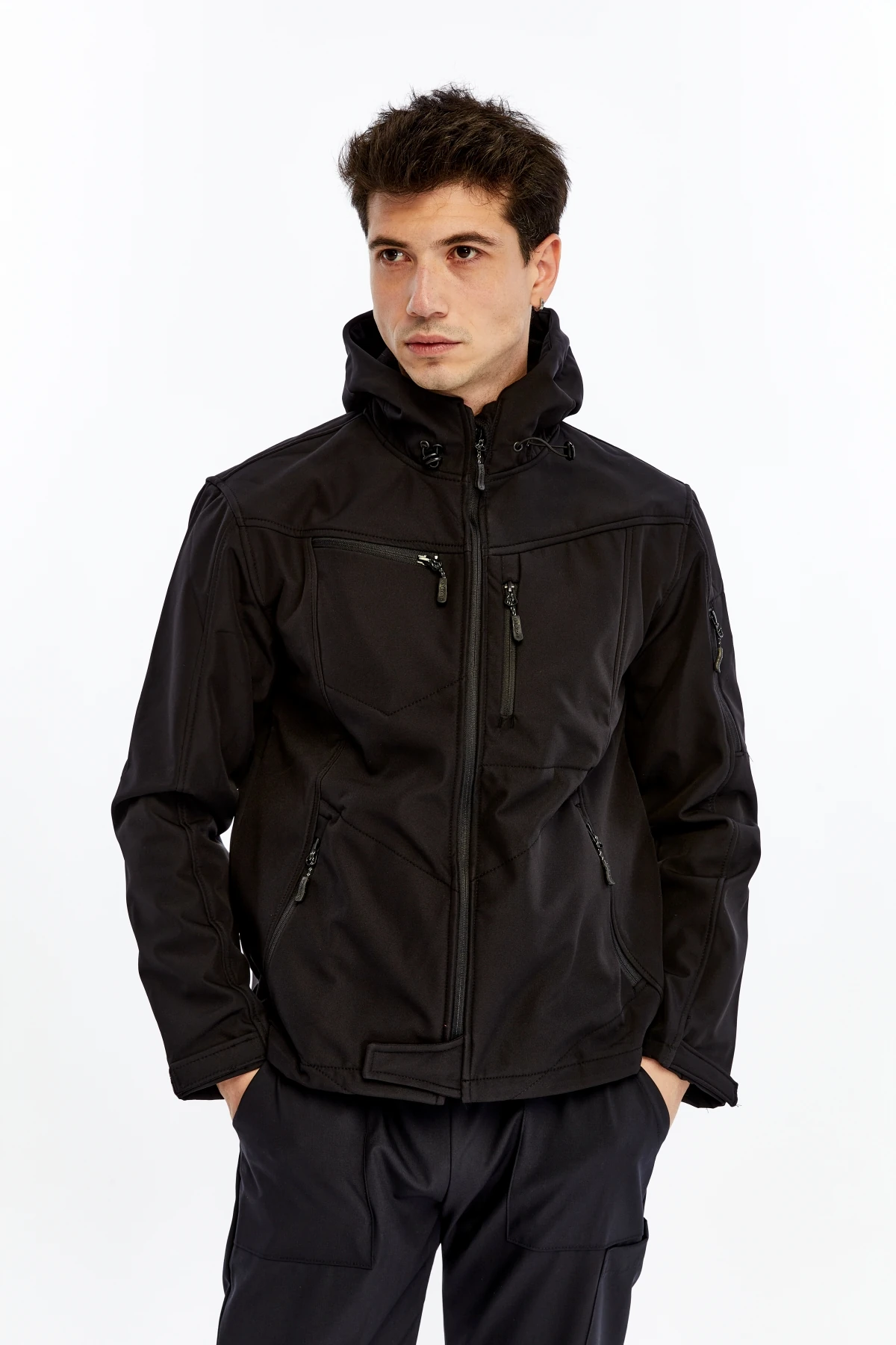 Uniprom Softshell Mont Kapşonlu Erkek Su Ve Rüzgar Geçirmez Mont Siyah 5 Cepli