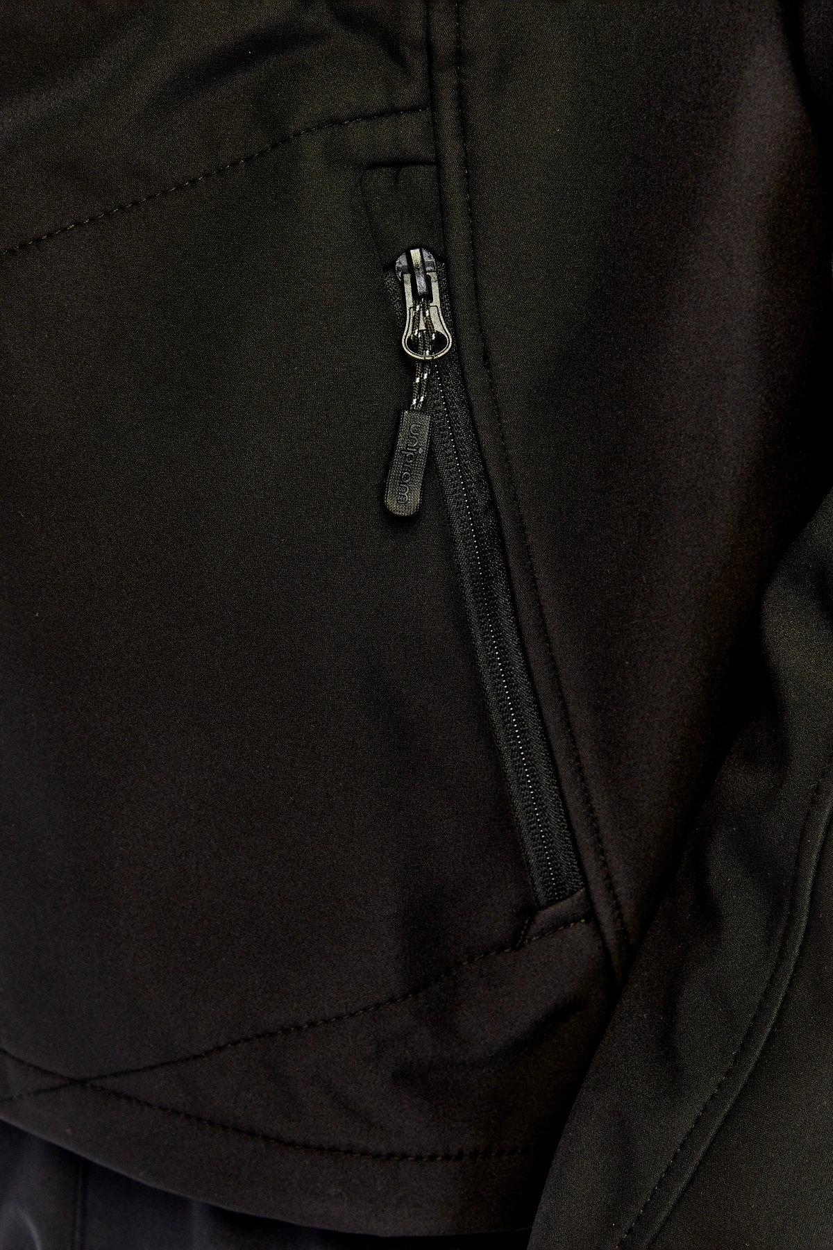 Uniprom Softshell Mont Kapşonlu Erkek Su Ve Rüzgar Geçirmez Mont Siyah 5 Cepli