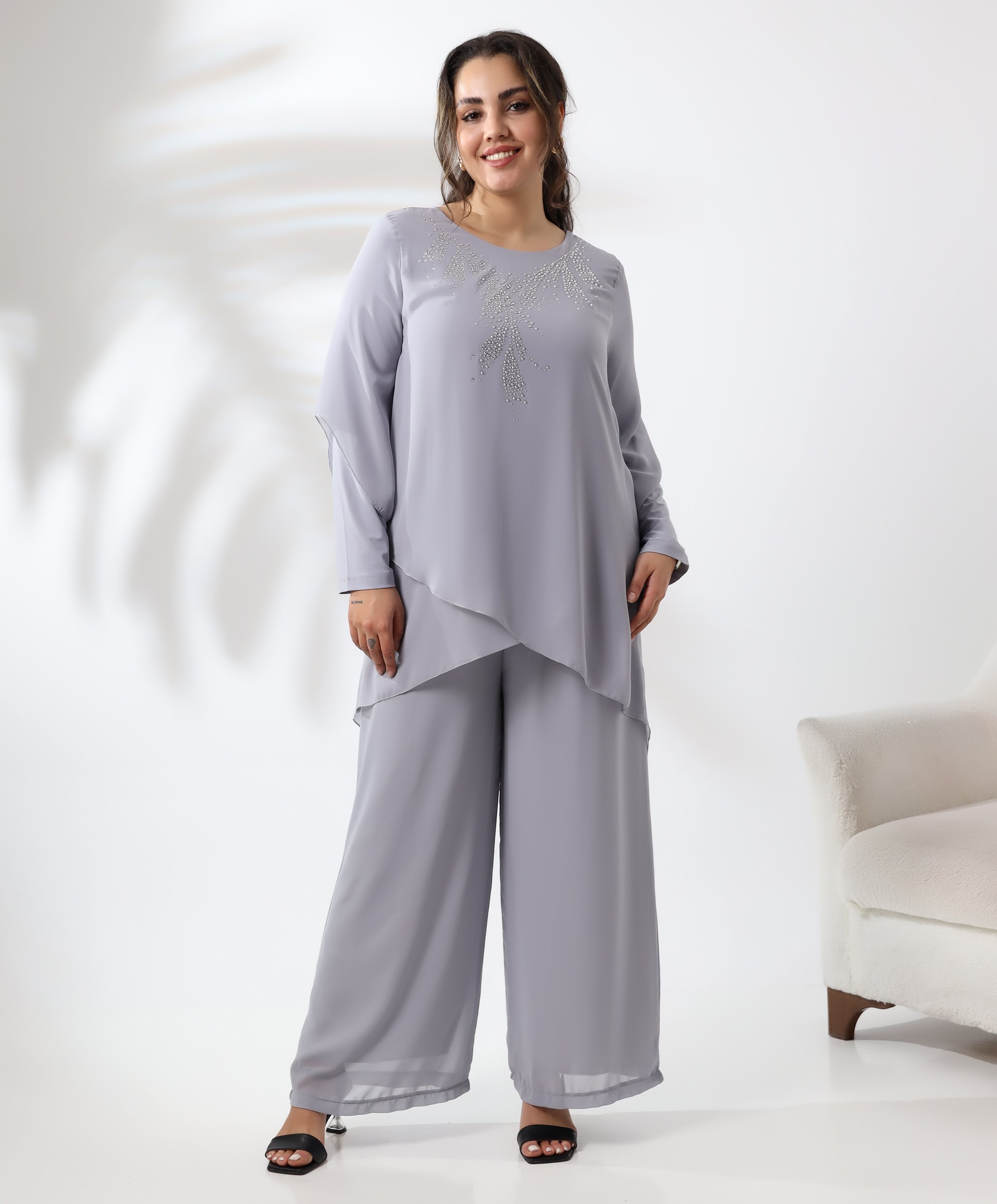 Taş Detaylı Kısa Şifon Tunik