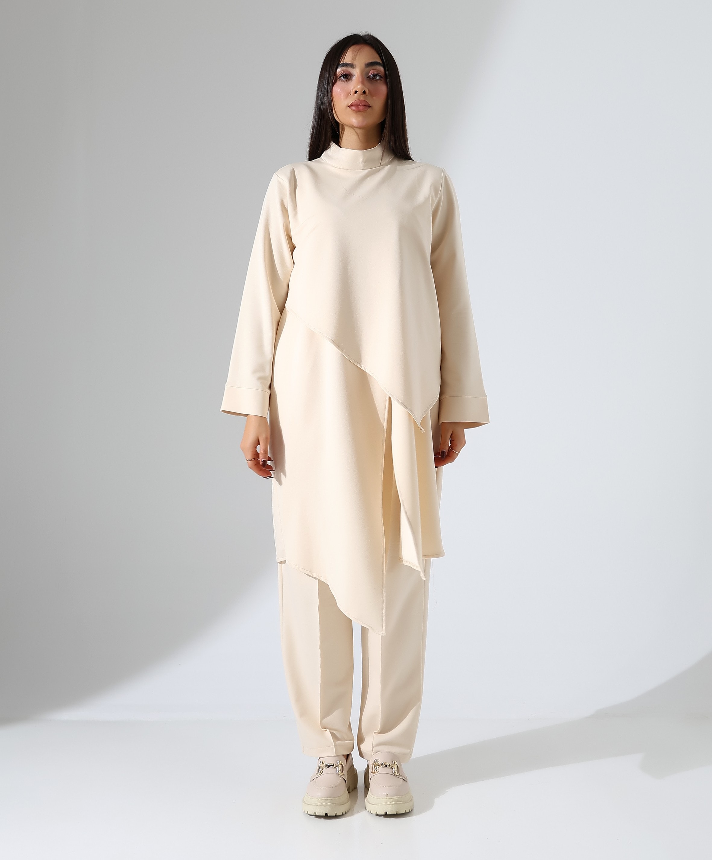 Asimetrik Boğazlı Pamuk İki Parça Takım - EKRU