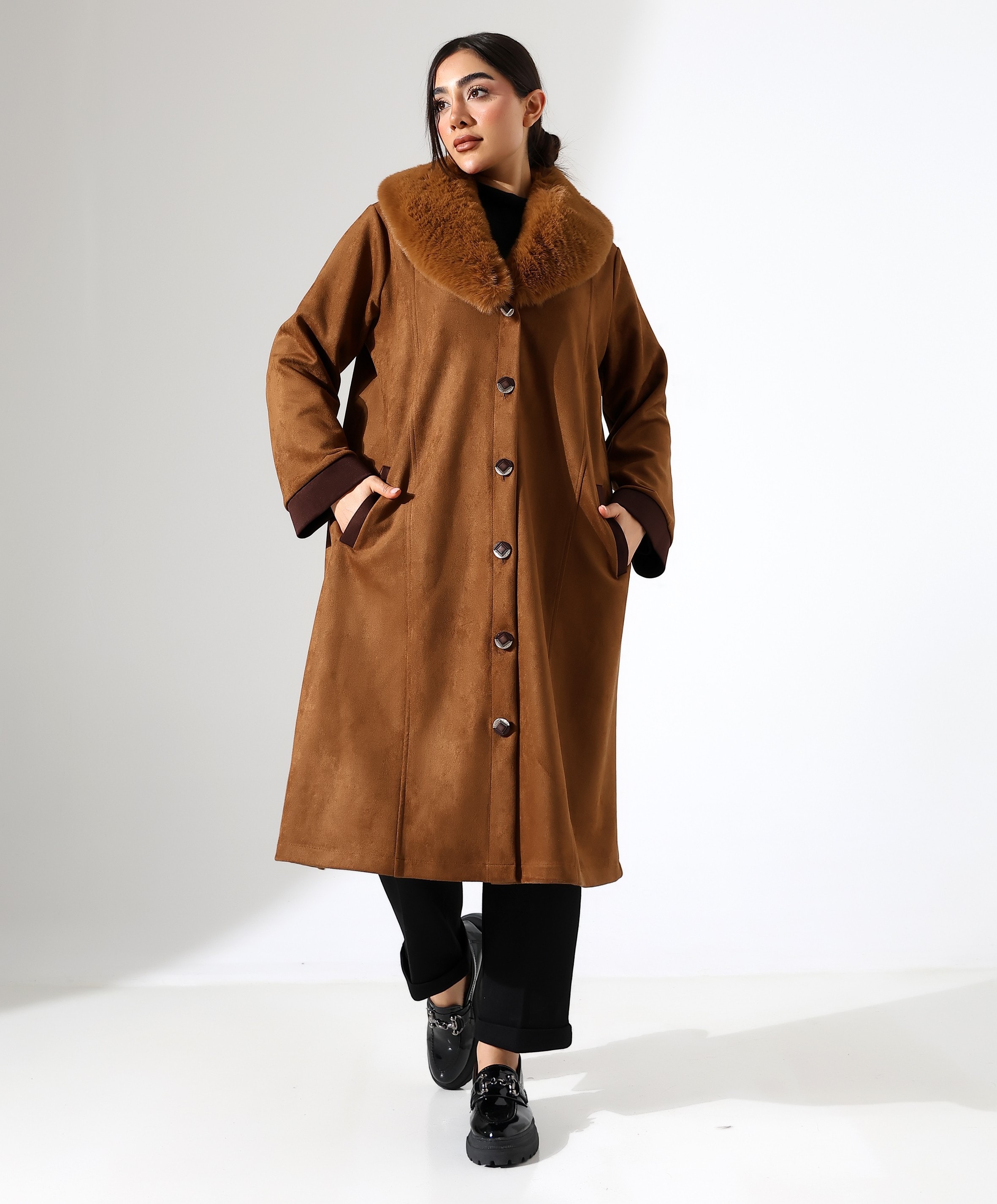 Şal Yaka Kürk Detay Uzun Kaban
