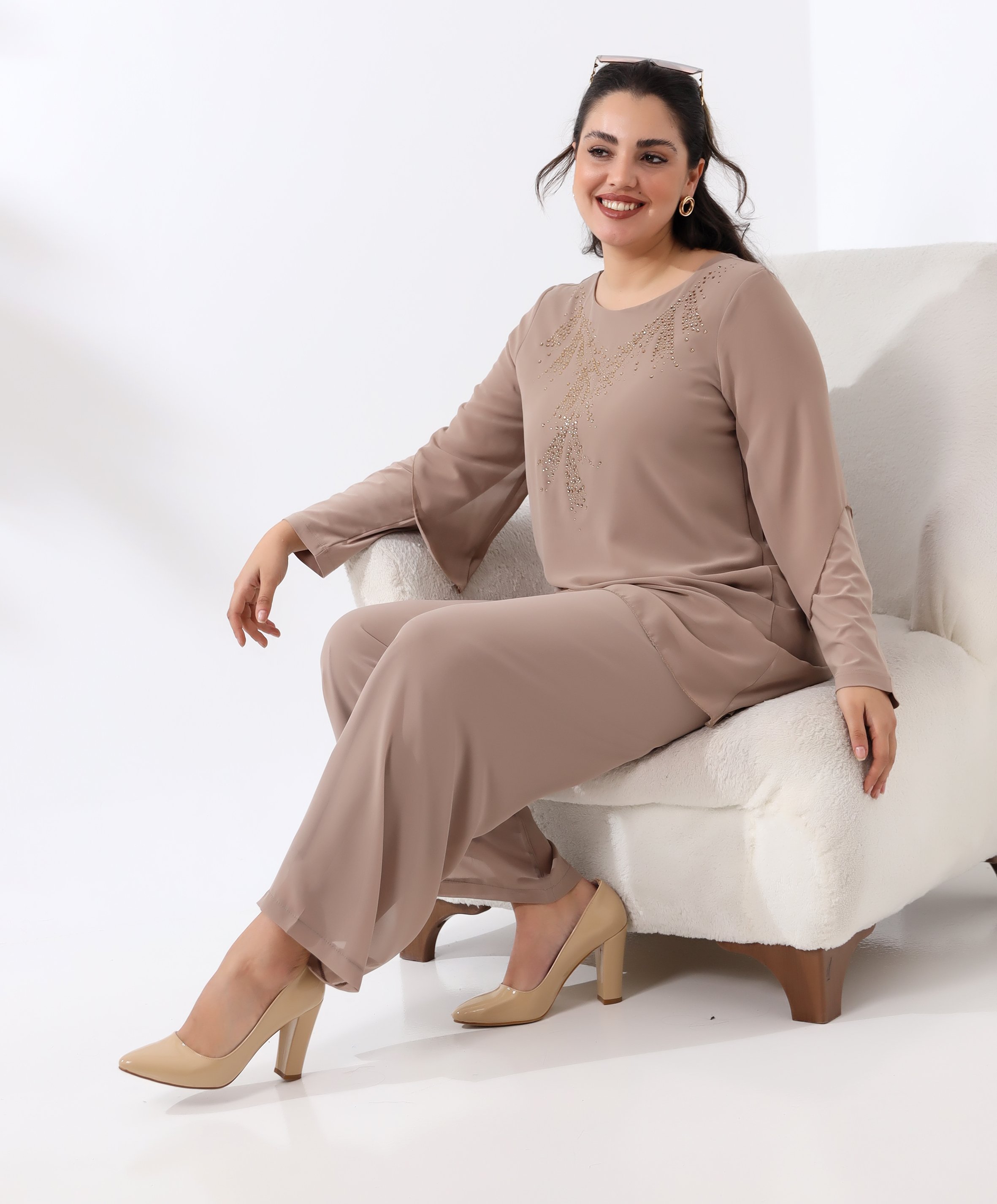 Taş Detaylı Kısa Şifon Tunik