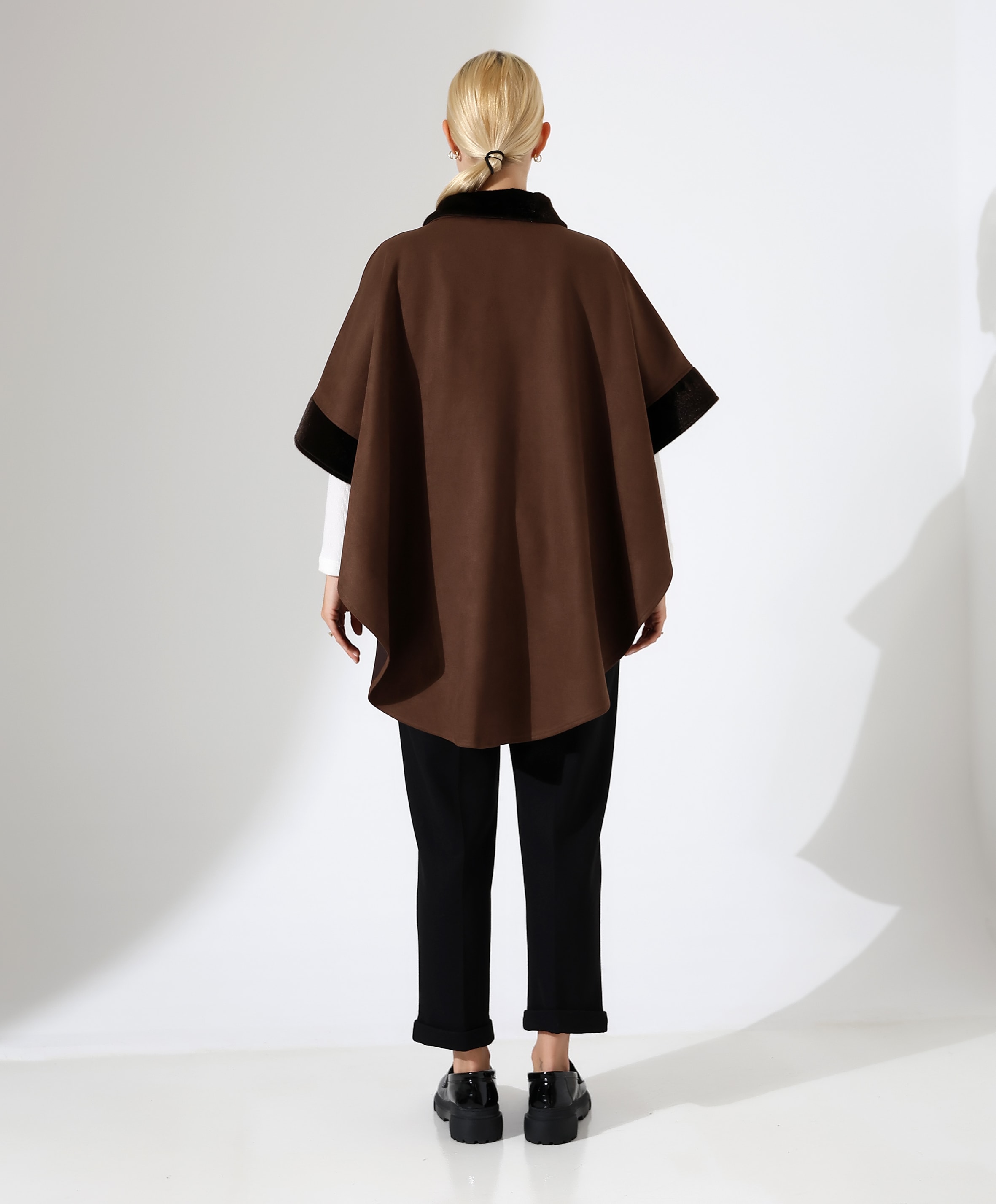 Kürk Detay Kopça Kapama Bol Panço