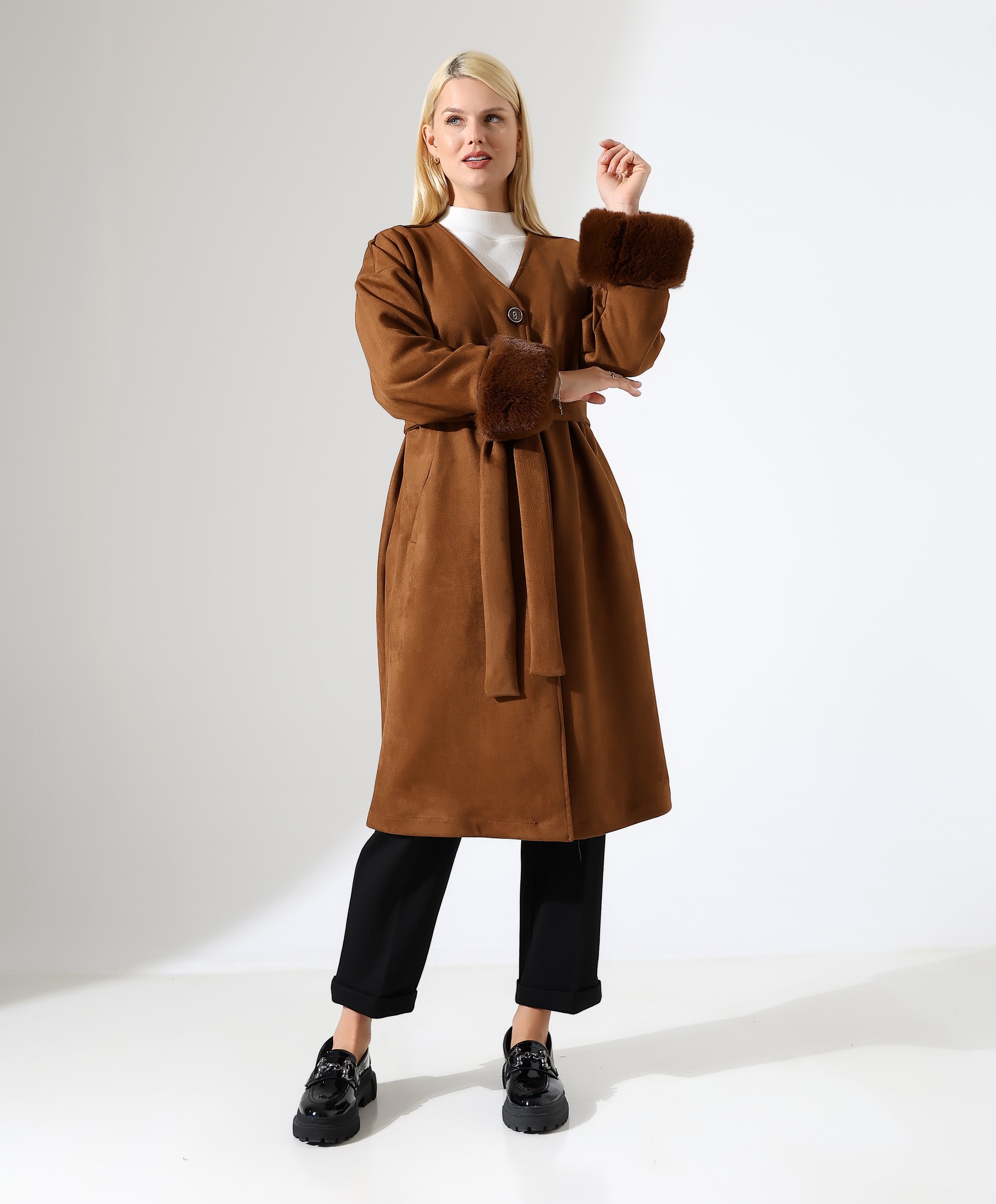 Kürk Detay Düğme Kapama Bol Ceket