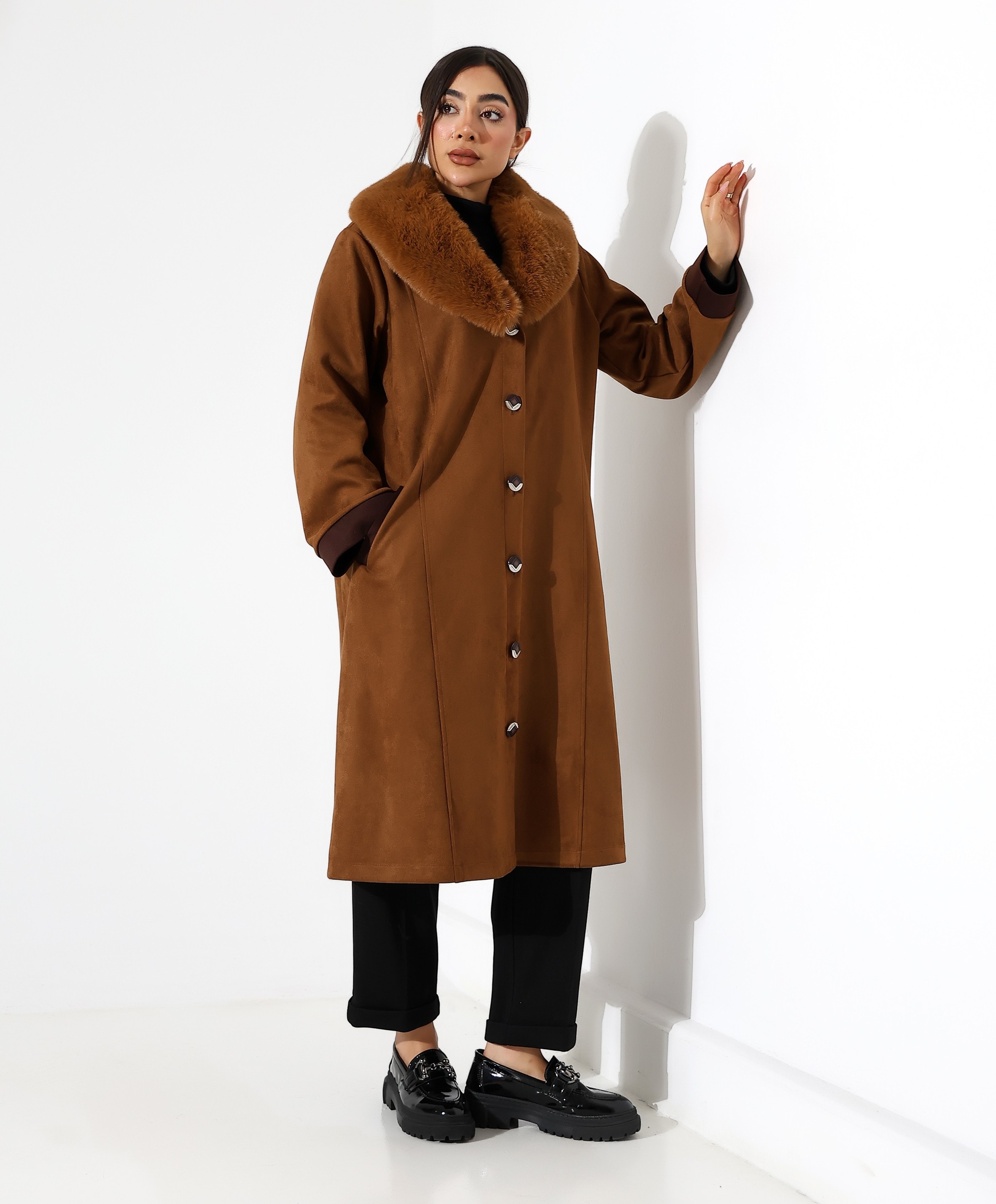 Şal Yaka Kürk Detay Uzun Kaban