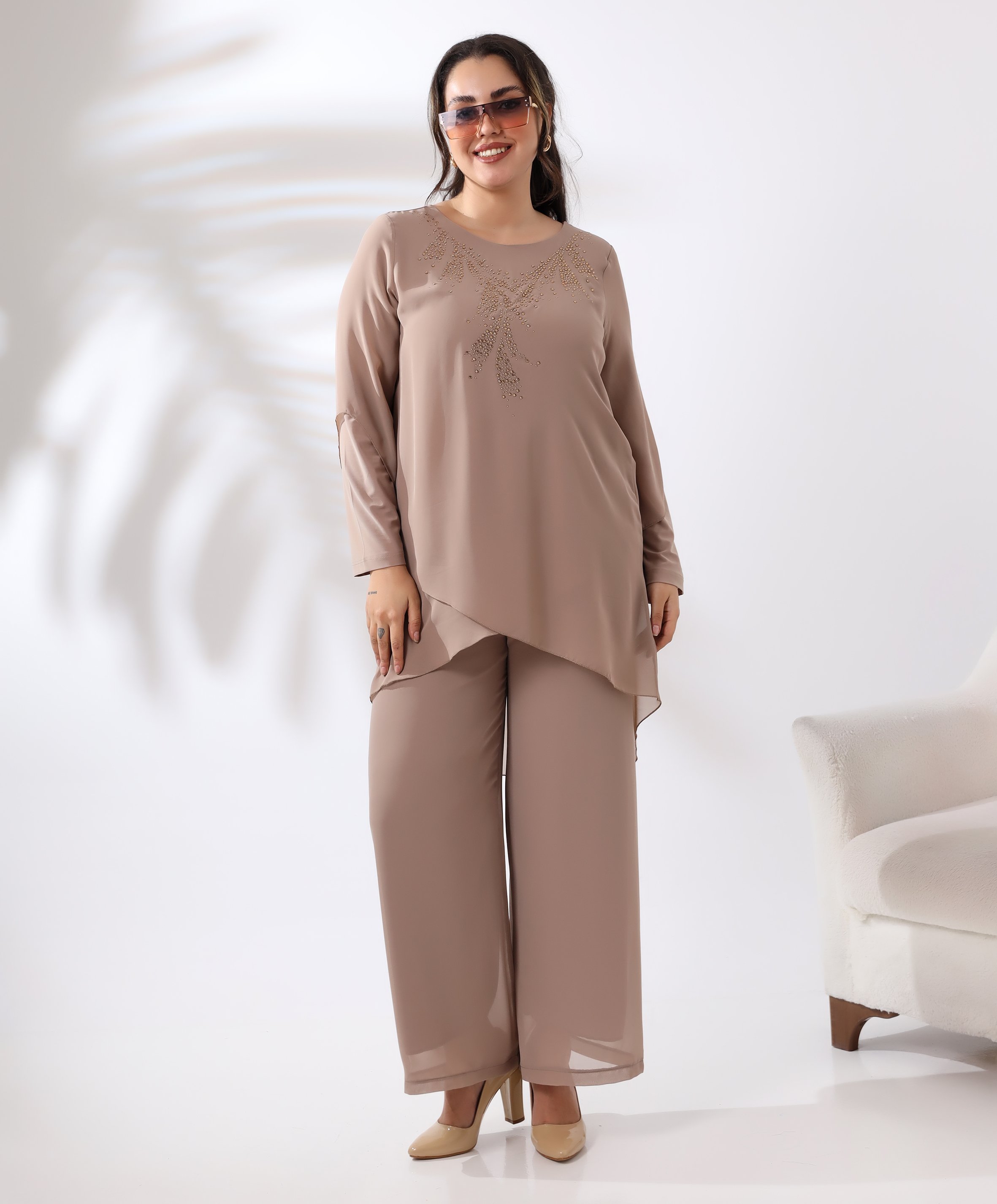 Taş Detaylı Kısa Şifon Tunik