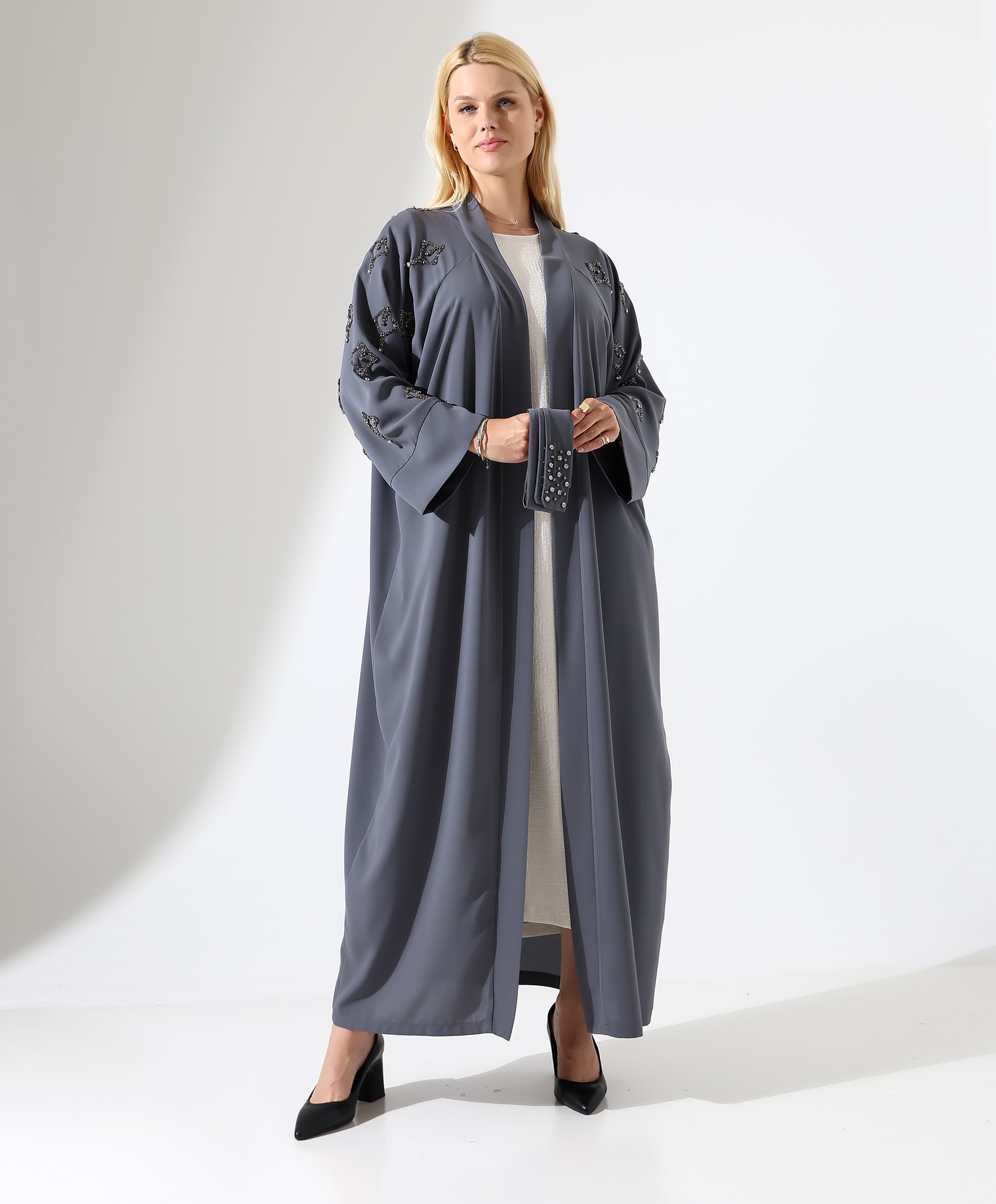Krep Taş İşleme Uzun Abaya
