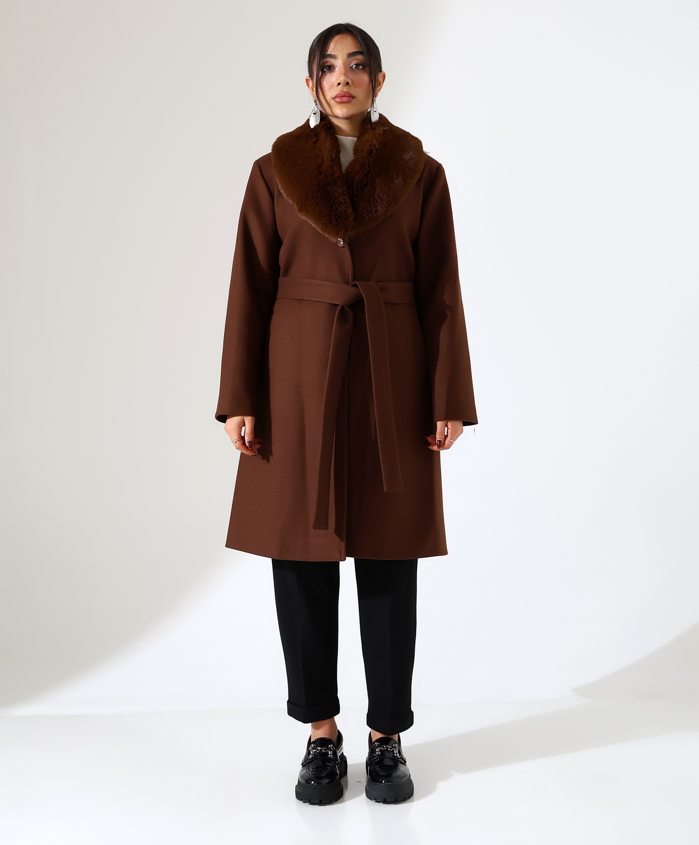 Kürk Yaka Kısa Kaşe Kaban - TABA