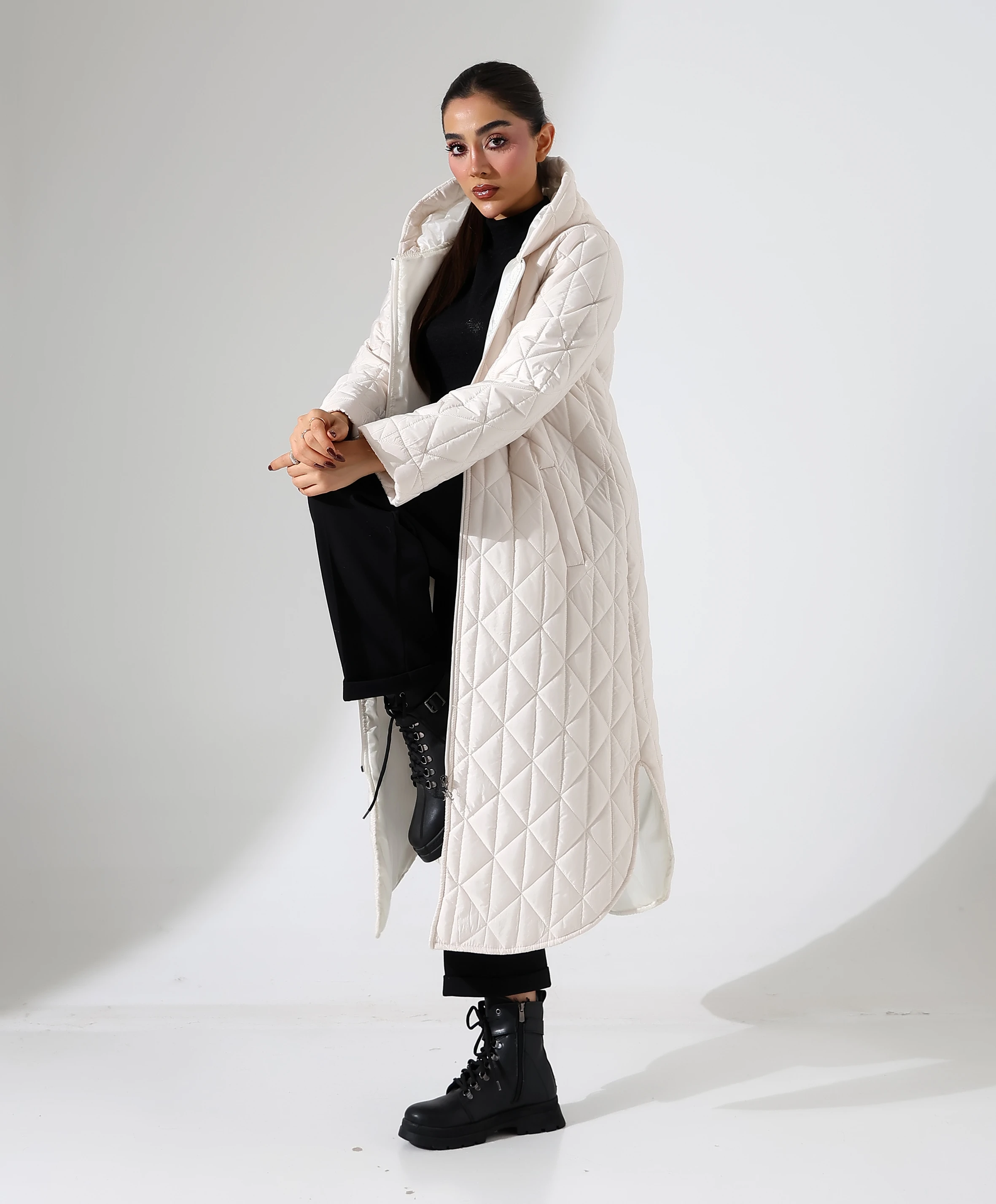 Fermuarlı Uzun Kapitone Şişme Mont