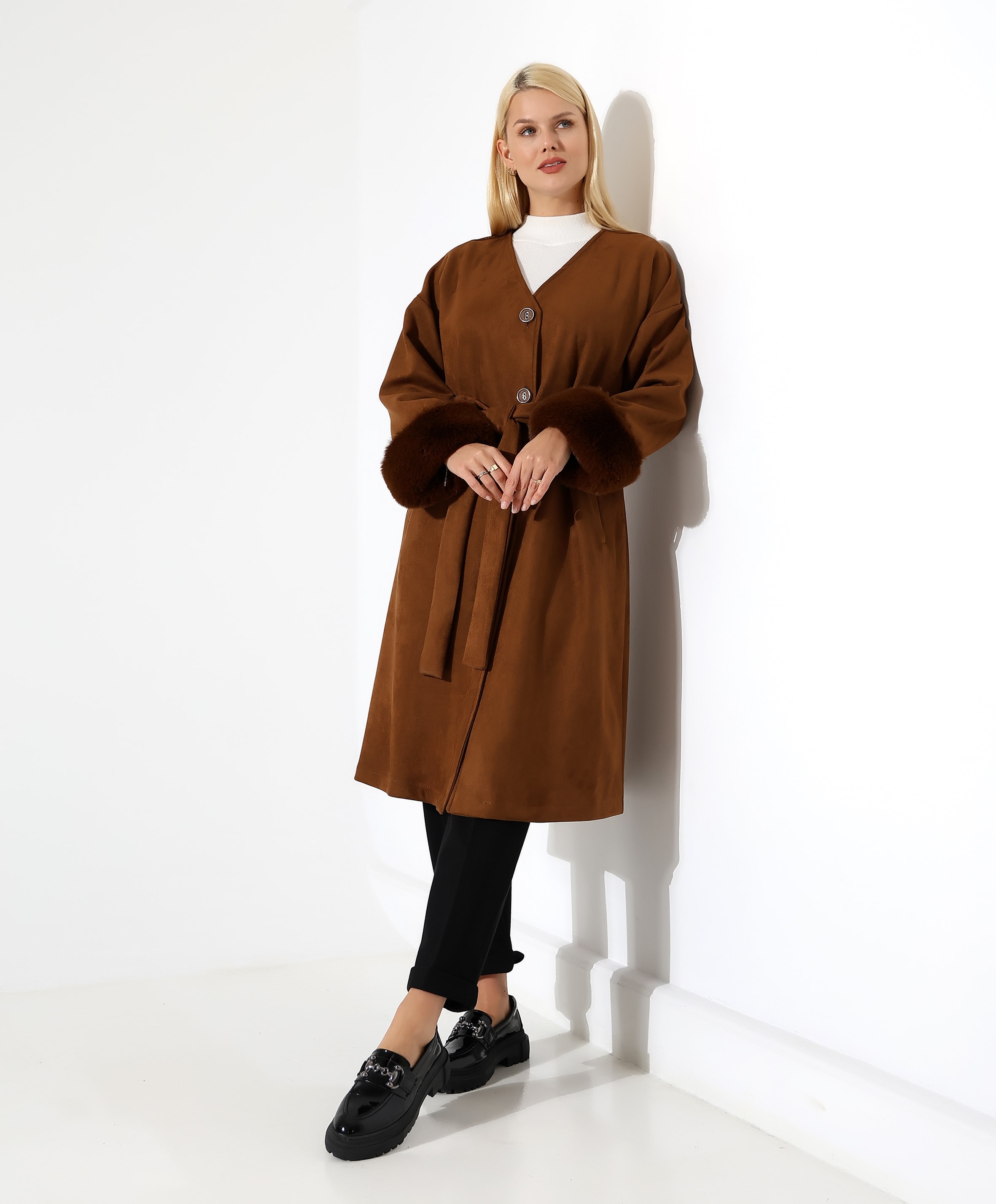 Kürk Detay Düğme Kapama Bol Ceket