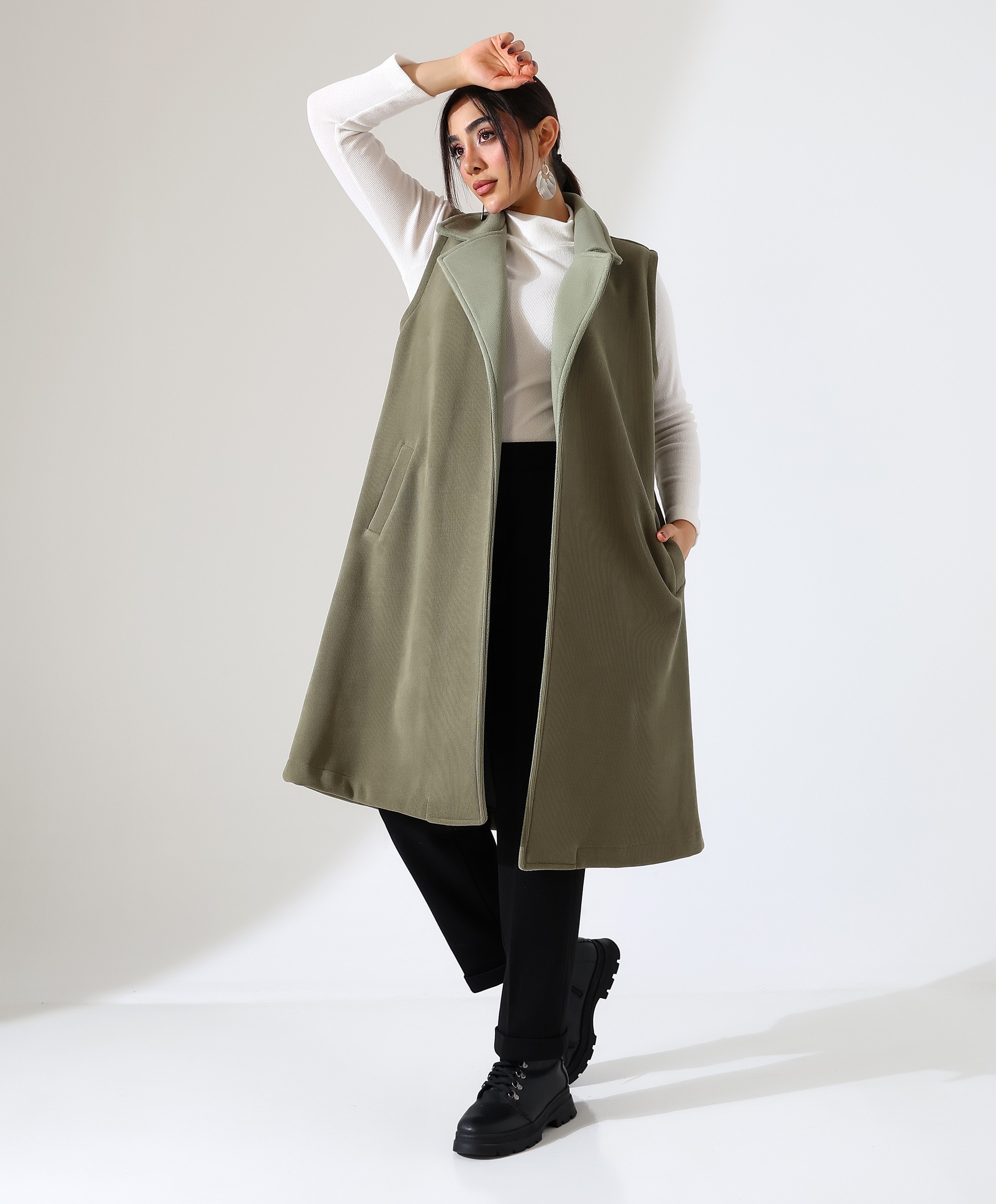 Çift Cep Bağlamalı Uzun Yelek